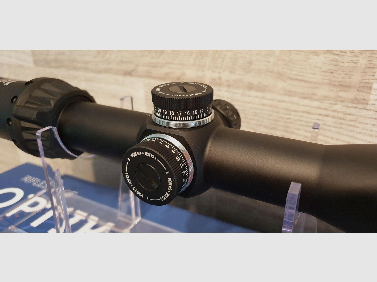 Zielfernrohr Meopta OPTIKA6 3-18x56 RD SFP Absehen 4C LP - Neuware vom Fachhandel