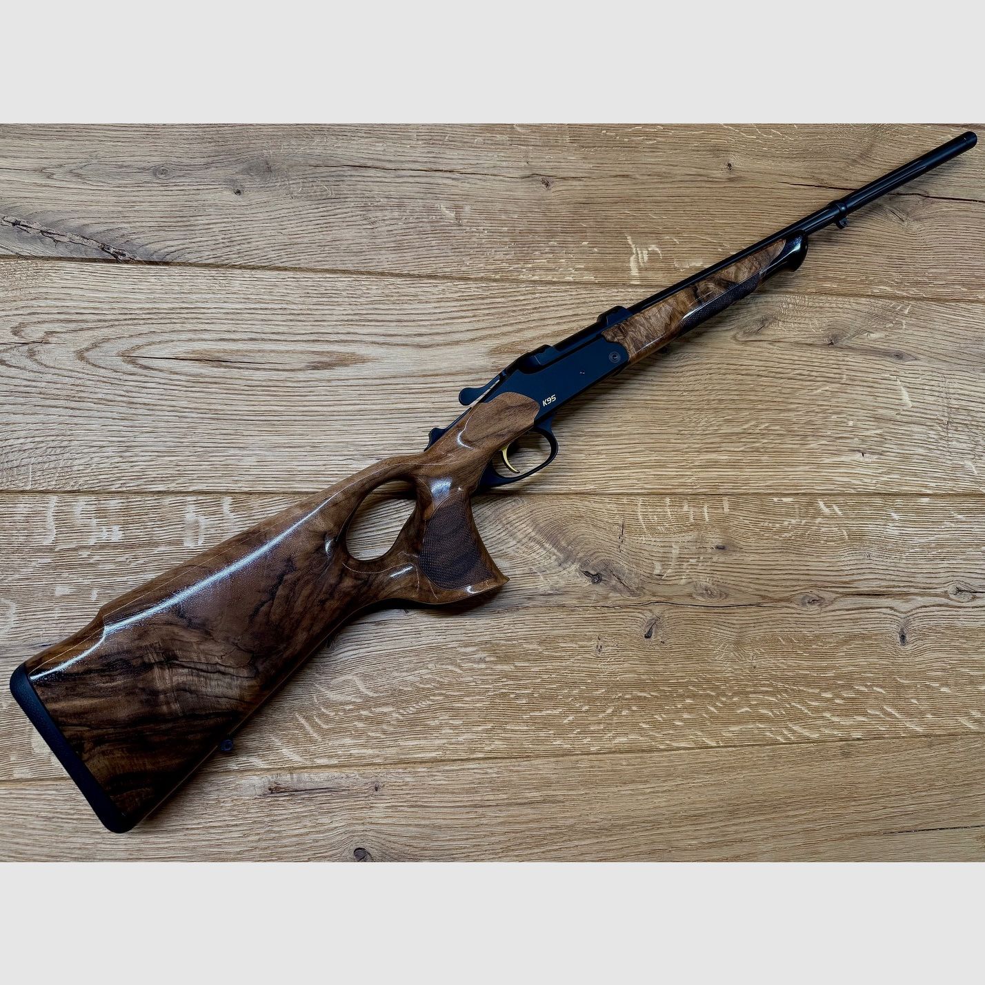Blaser K95 Success / Klasa drewna 6 / Kal. 6,5 Creedmoor / LL 47 cm / Złote elementy / M15x1
