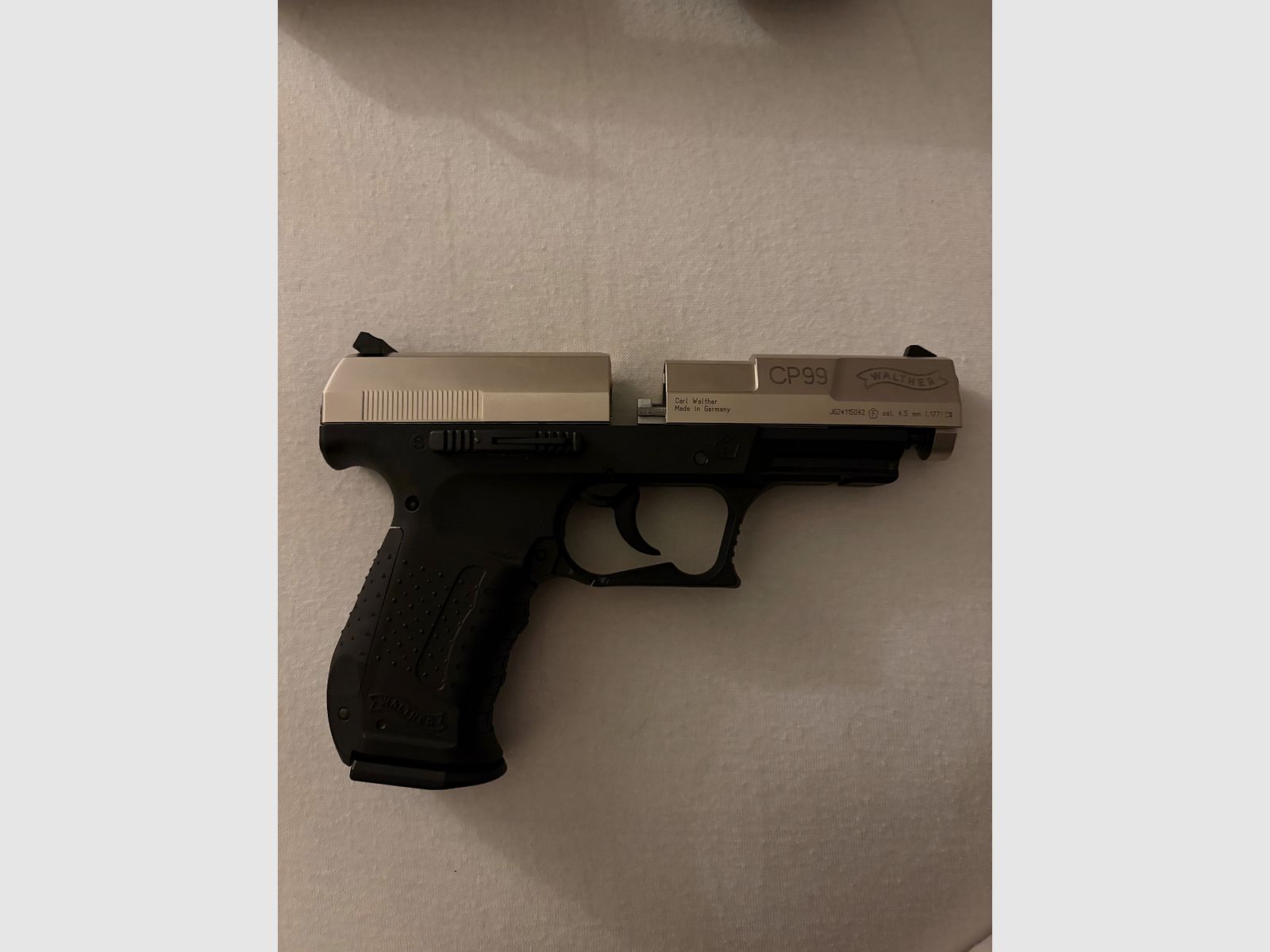 Walther CP99 CO₂ Luftpistole 4,5 mm (.177) mit Trommelmagazin