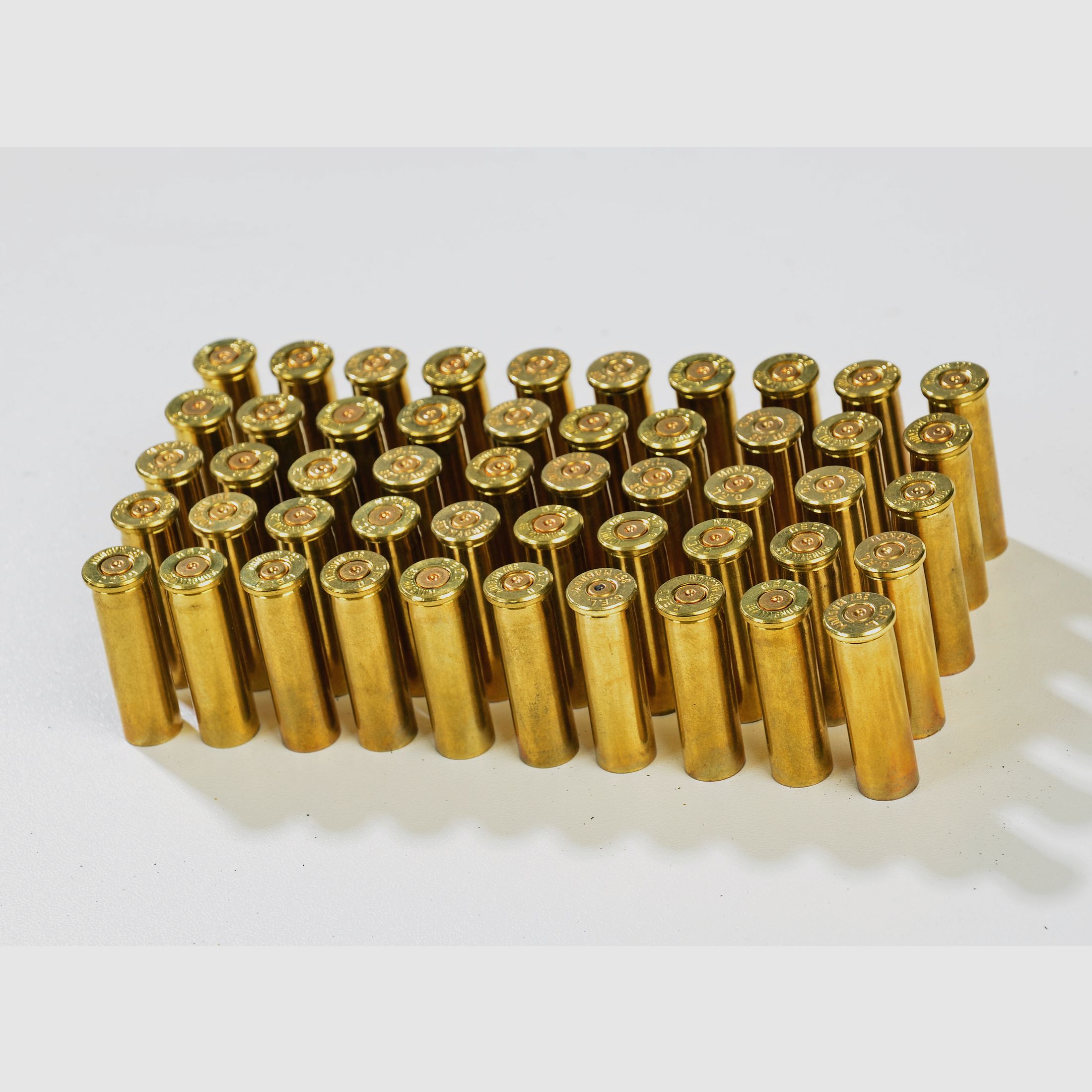 50 Patronenhülsen .357  Magnum