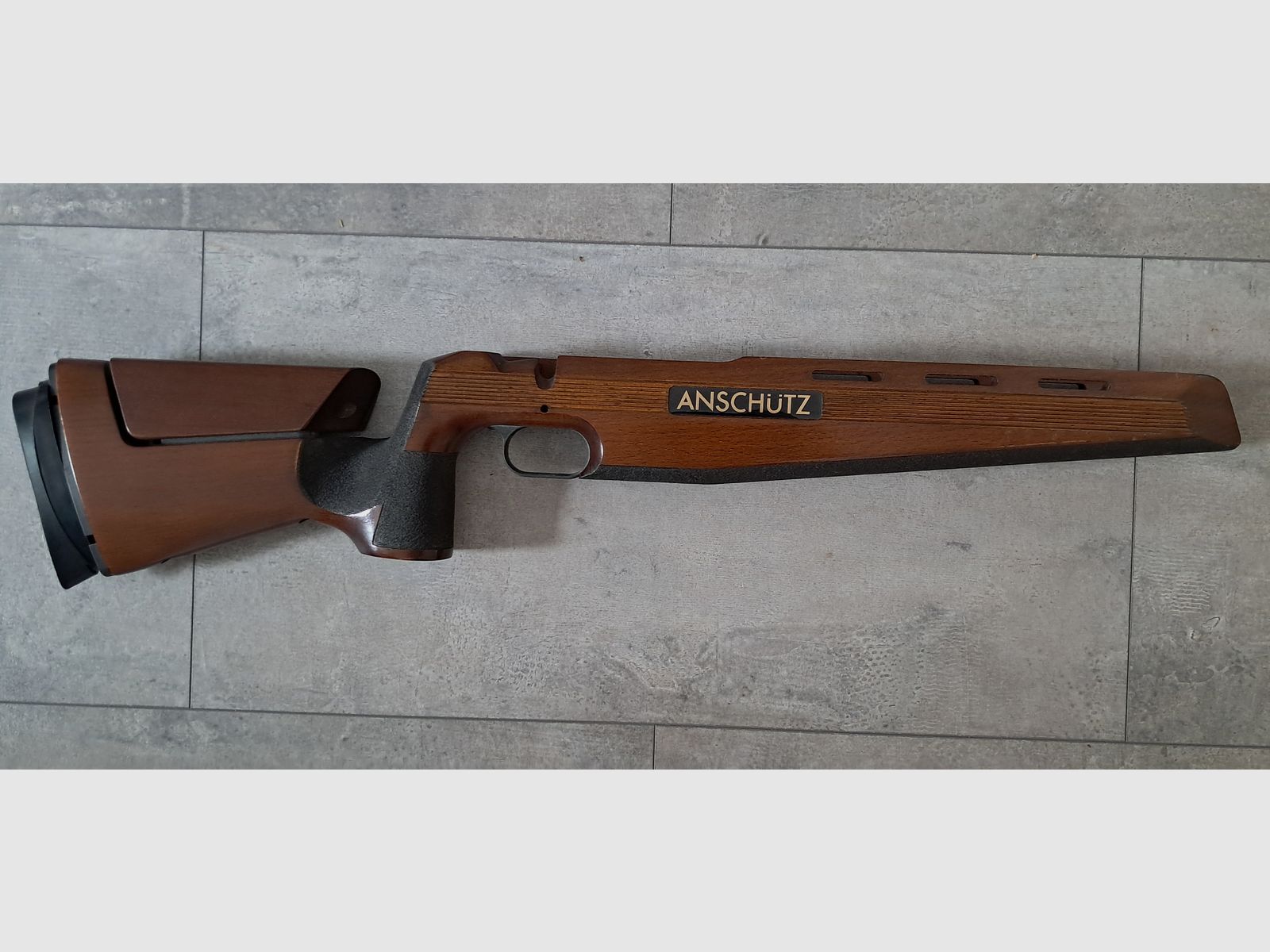 Anschütz stock KK, very good condition with adjustable cheek piece