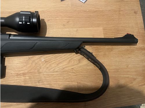 Merkel Helix Tracker 8x57 is almost as good as new with a ZFR STEINER RANGER 6 3-18x56 illuminated, reticle 4A-1.