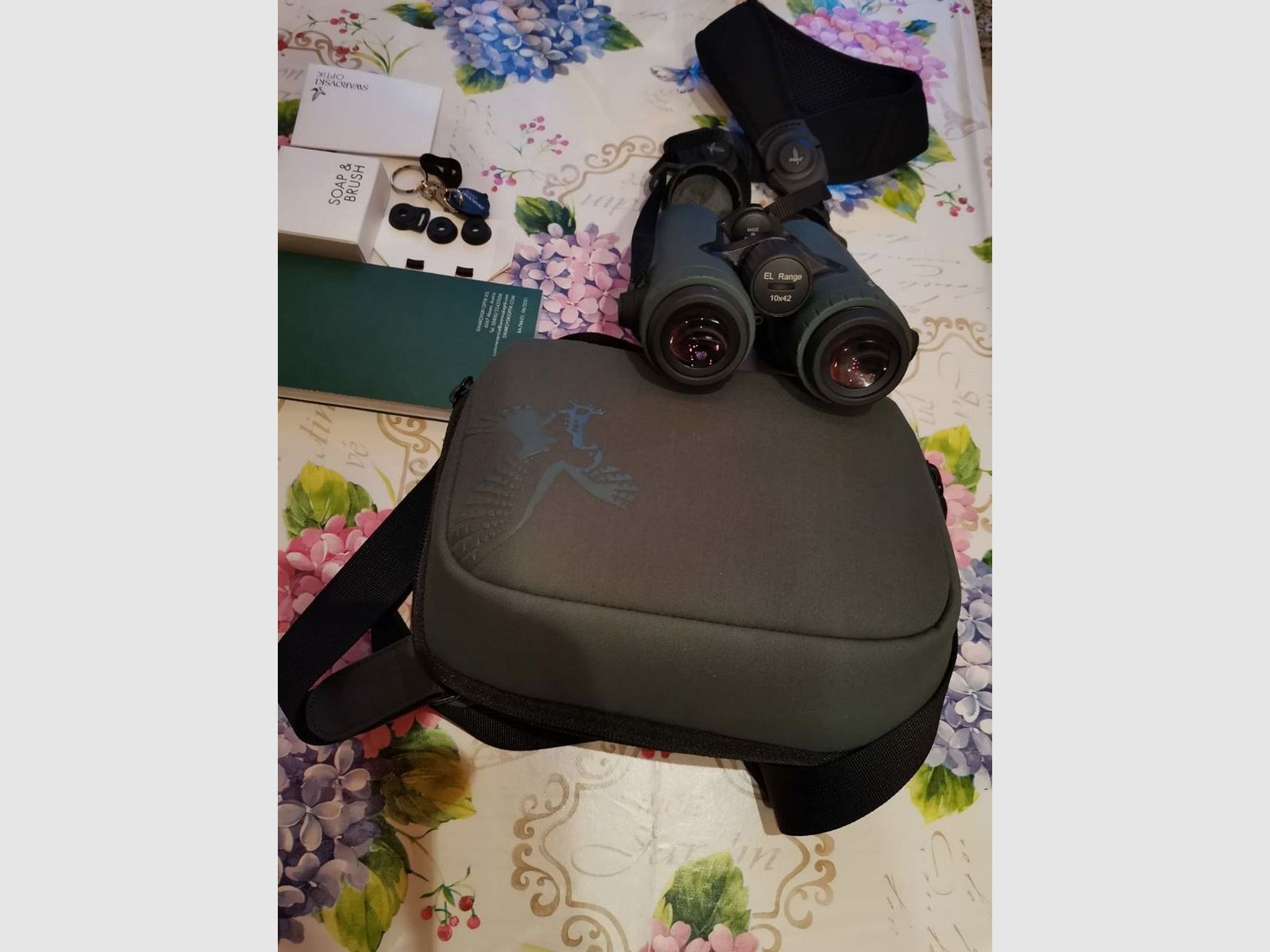 Swarovski EL Range 10x42 binoculars – Very good condition