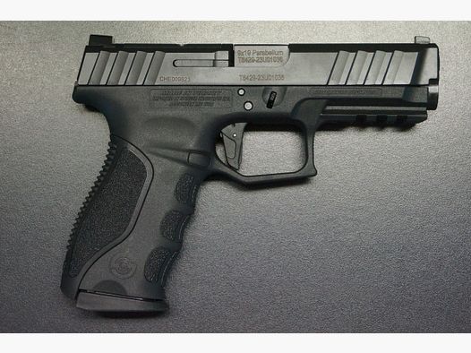 Stoeger STR-9