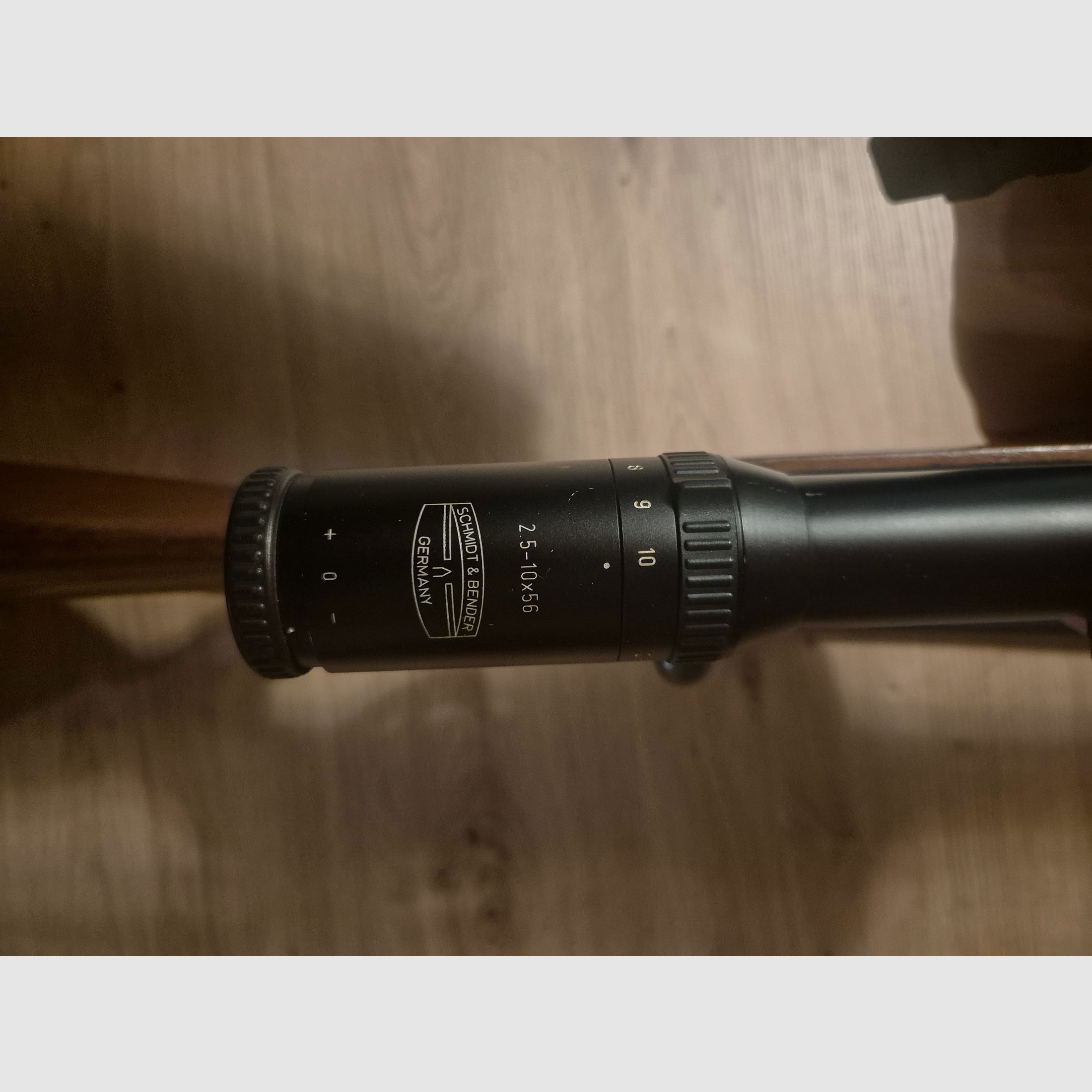 CZ Repetierbüchse 7x64 inkl. Schmidt & Bender 2,5-10x56 Zielfernrohr