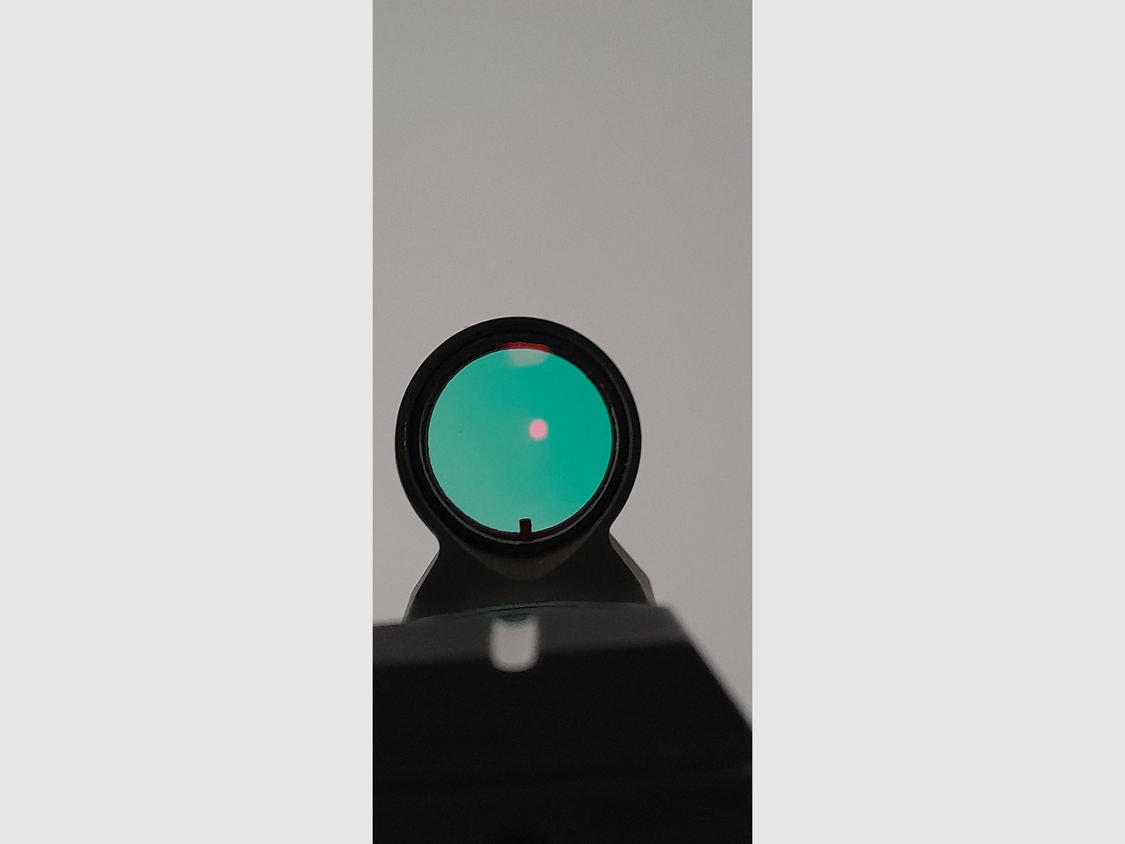 Vernickelte Walther CP88, CO2-Pistole, mit Echtholzgriffschalen und Rotpunktvisier