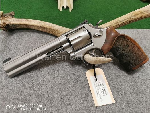 Smith & Wesson 686-4