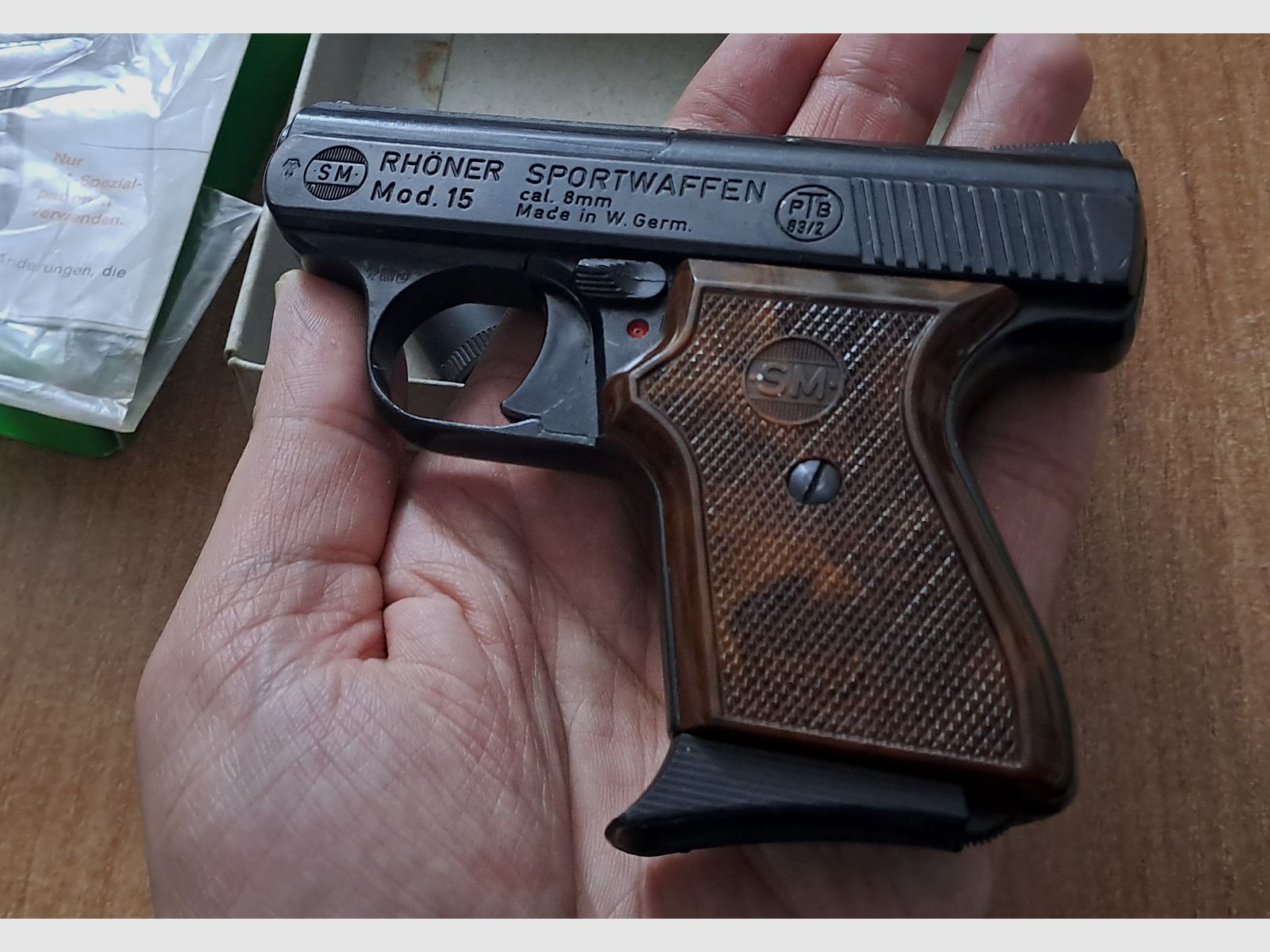 Alte Rhöner SM 15 Kal. 8 mm Knall im PTB 83/2 mit Verpackung!