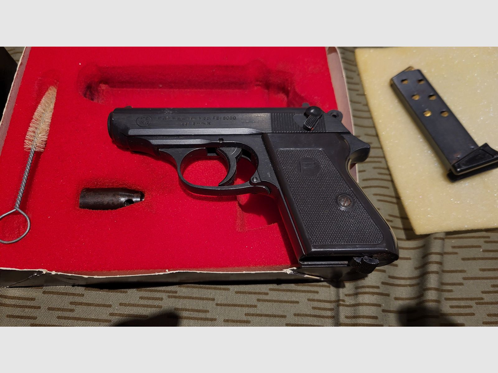 Schreckschuss Pistole Perfekta Mod. FBI 8000