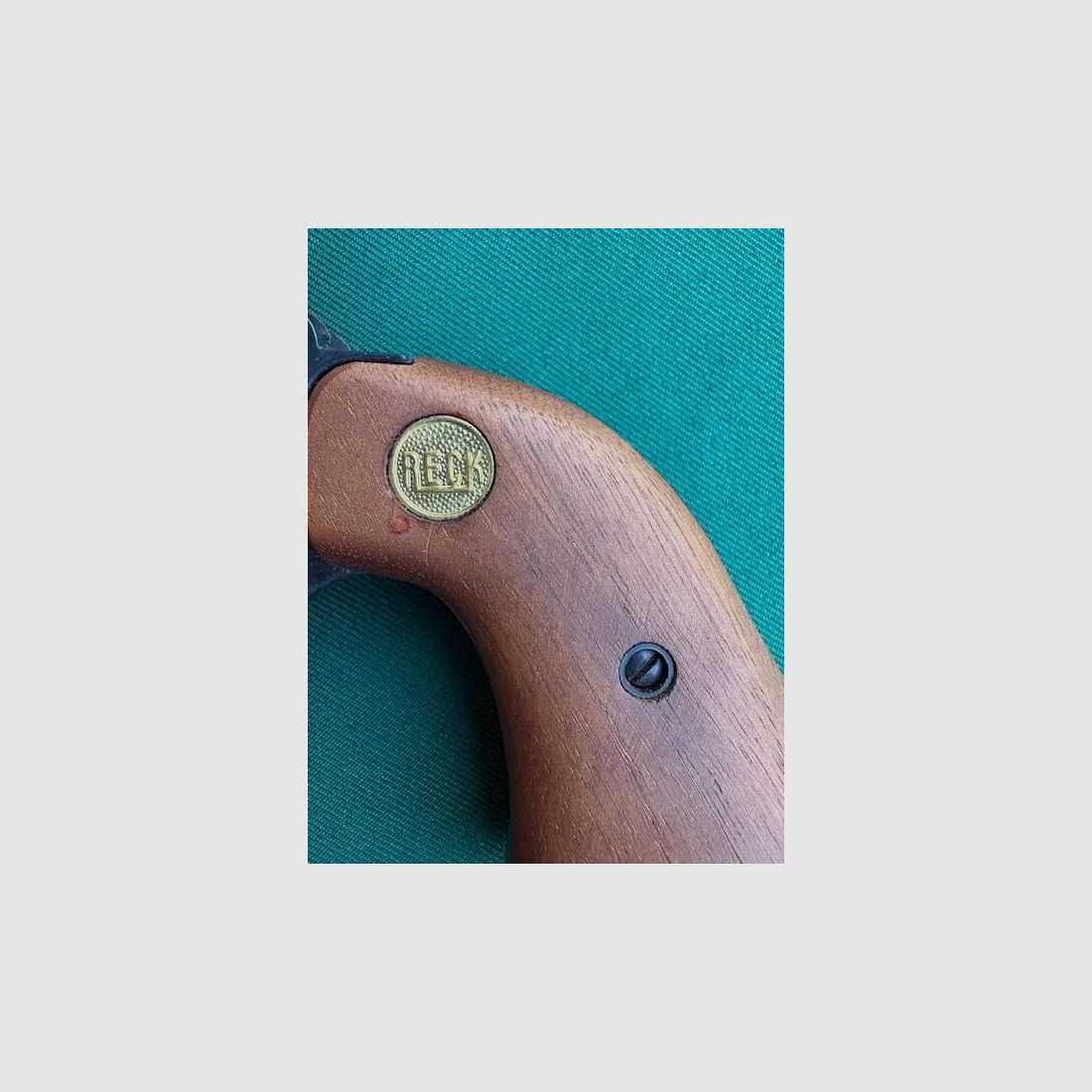Reck R20 Single Action