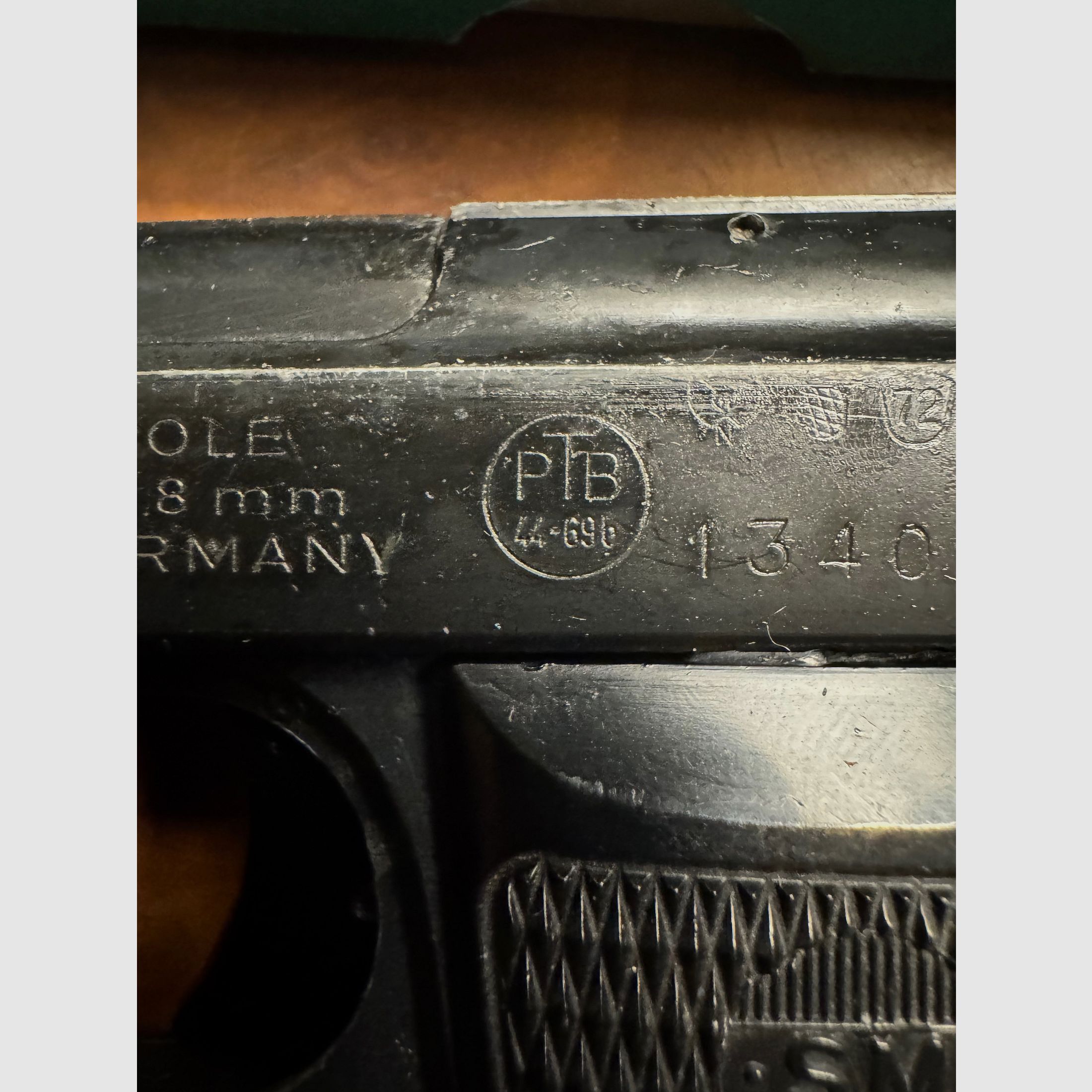 SM 110 8mm automatikpistole mit Karton + 2 Holster 