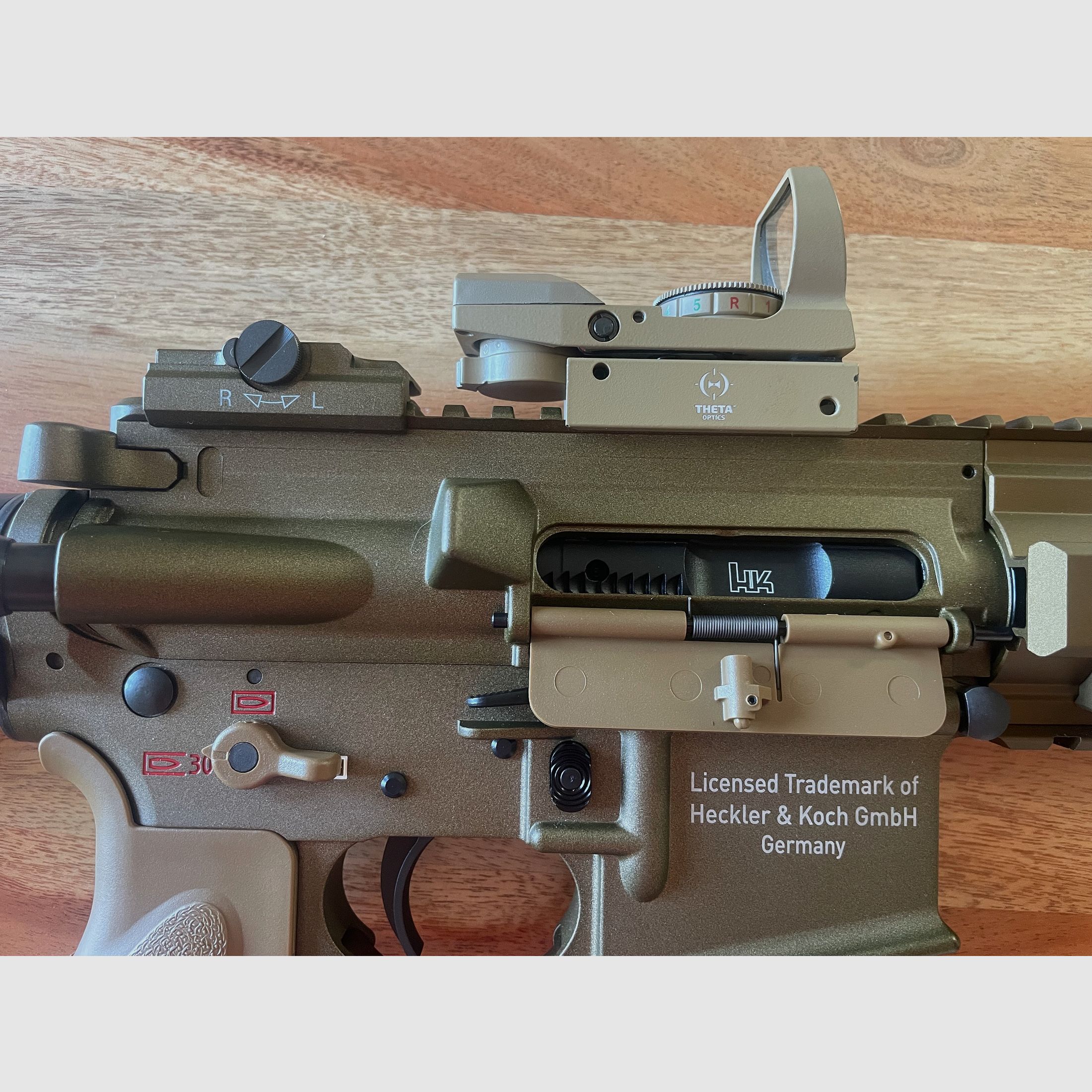 VFC H&K HK416 A5 Airsoftgewehr (GBB 6 mm BB Grün-Braun) - RAL8000