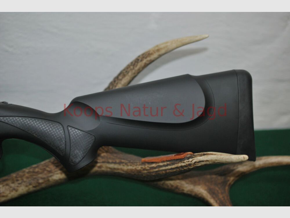 Sako 85 Synthetic Black