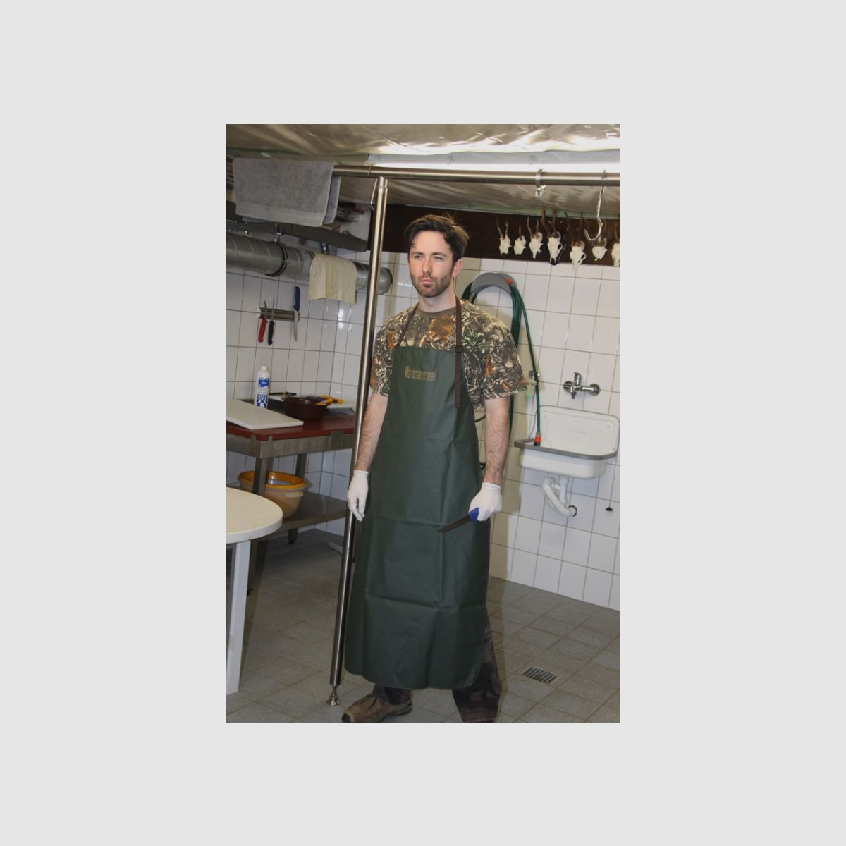 Delantal Zerwirk AKAH verde