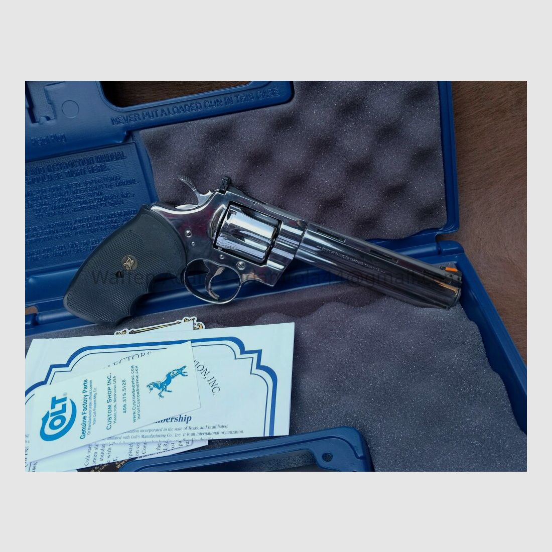 Colt Python 6 Inch Stainless Poliert
