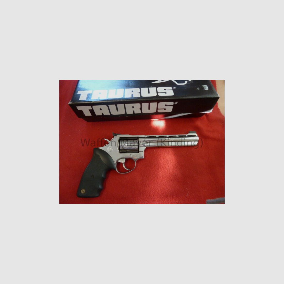 Taurus 689