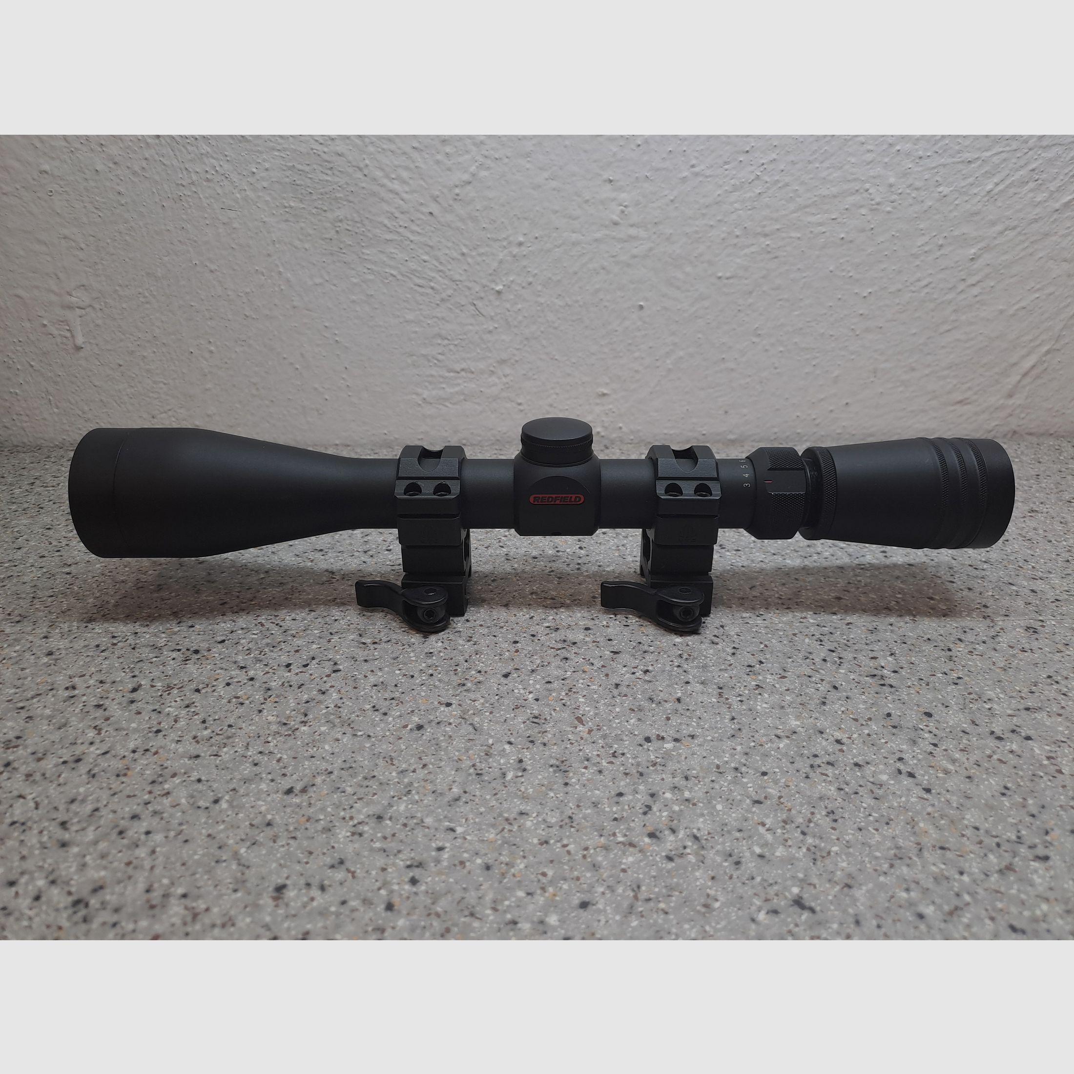 Redfield Revolution 3-9×40, mit UTG Schnellspann Montage Weaver