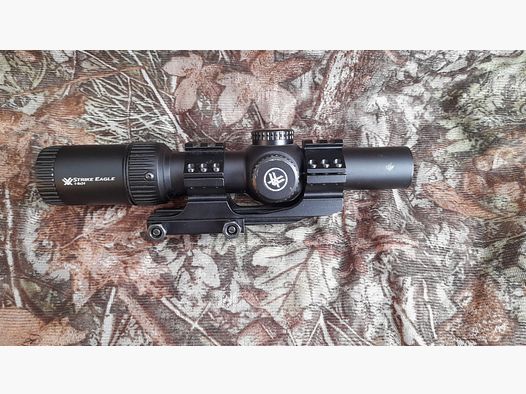Vortex Strike Eagle 1-8x24 Shortdot/Drückjagdglas SFP - inkl. Montage