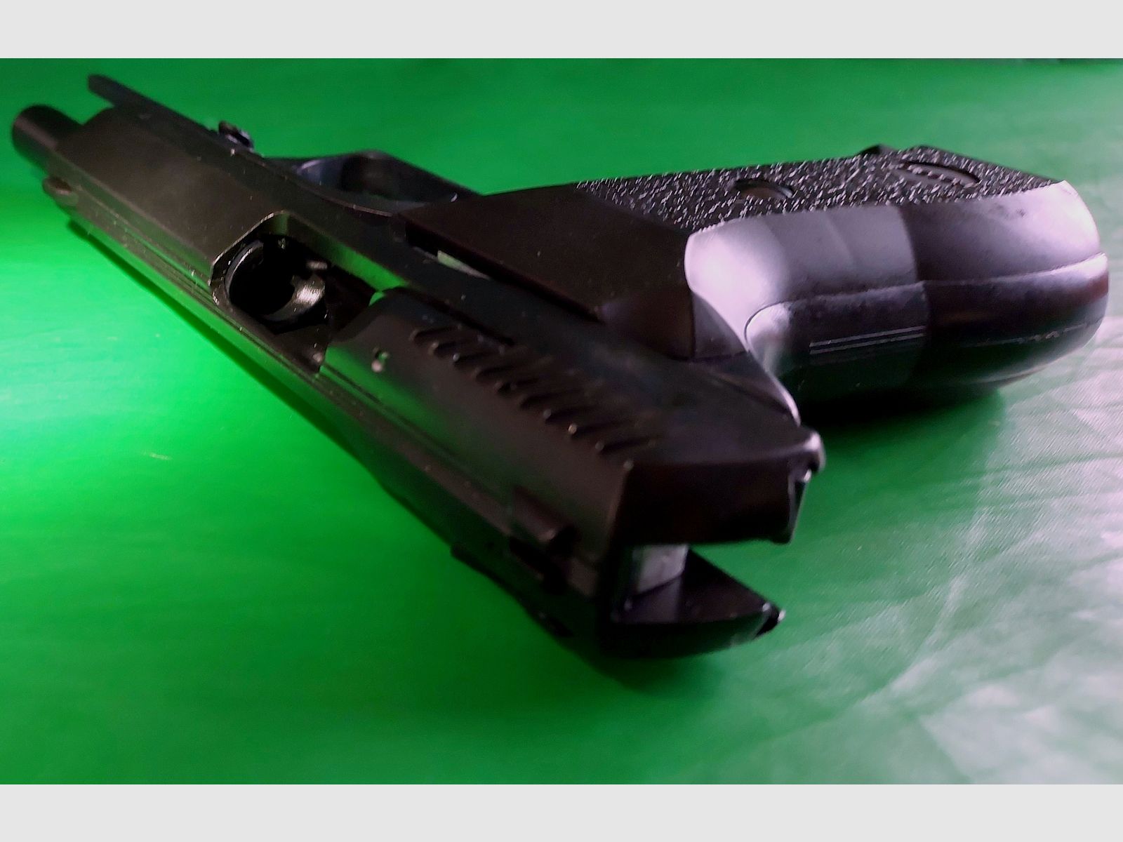 Revólver COP Schreckschuss pistola ennegrecida (PTB 913) como nuevo.