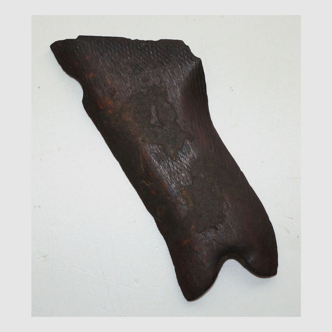 Fabbrica d'armi di Berna Lotto usato di impugnature per pistola d'ordinanza svizzera Parabellum 1900, 1906 cal. 7,65 mm Para P08
