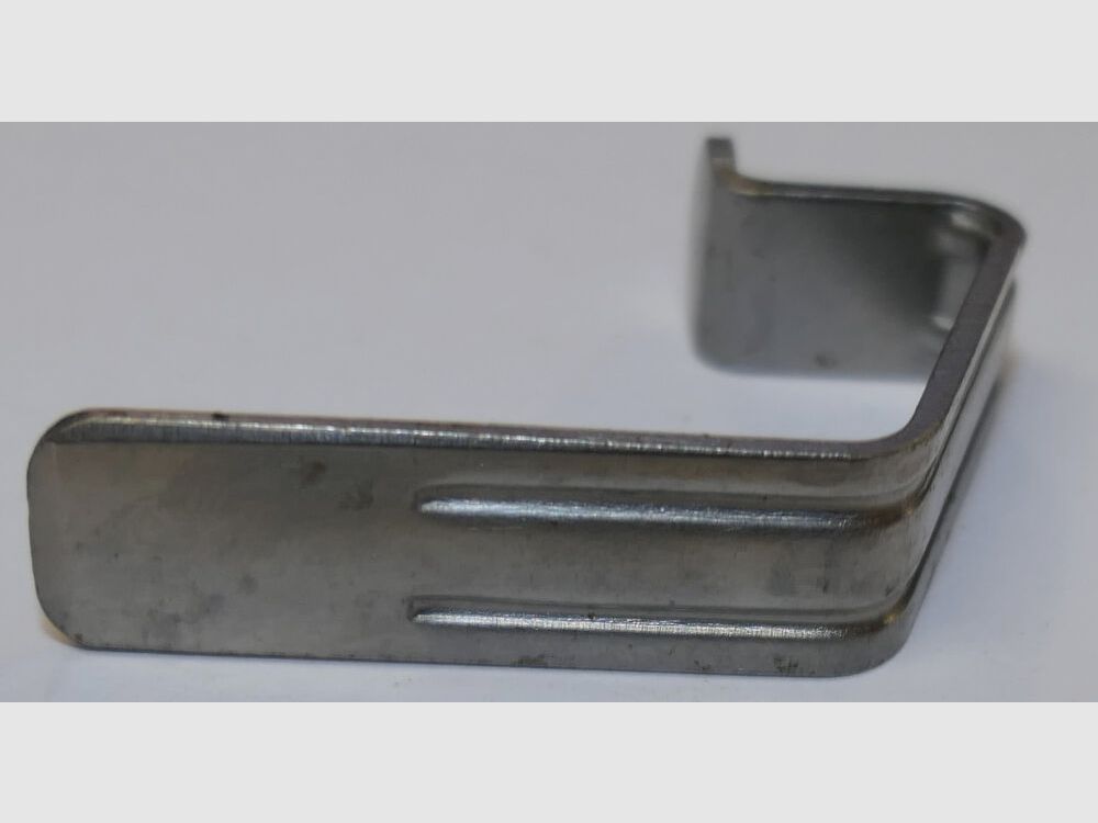 Walther feeder for stick magazine [52]