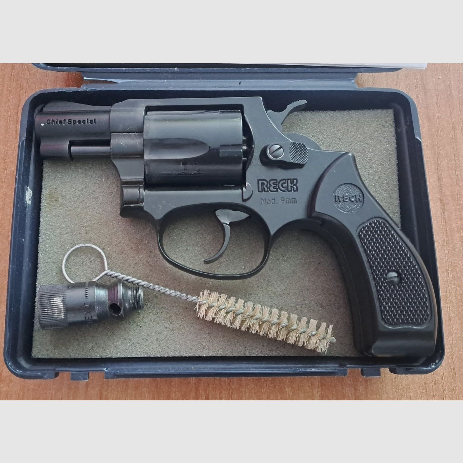 Seltener Reck Chief Special im Kaliber 9 mm R. Knall