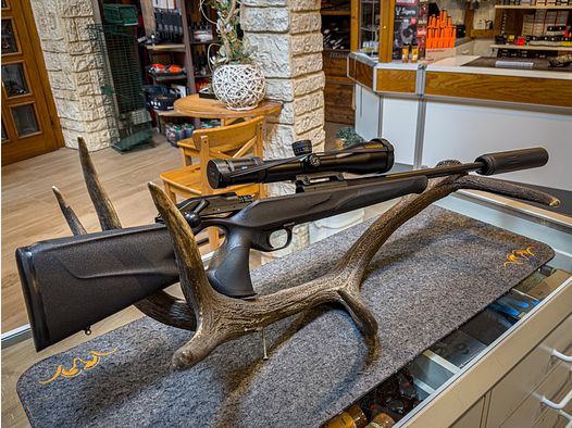 Blaser R8 Professional with Zeiss Victory HT 3-1256