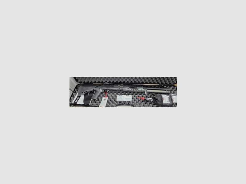 Benelli M4 Super 90 T-Pro Black 12/76