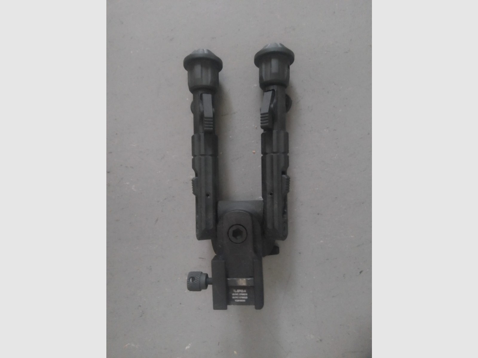 UTG Recon 360 TL Faltbares Zweibein