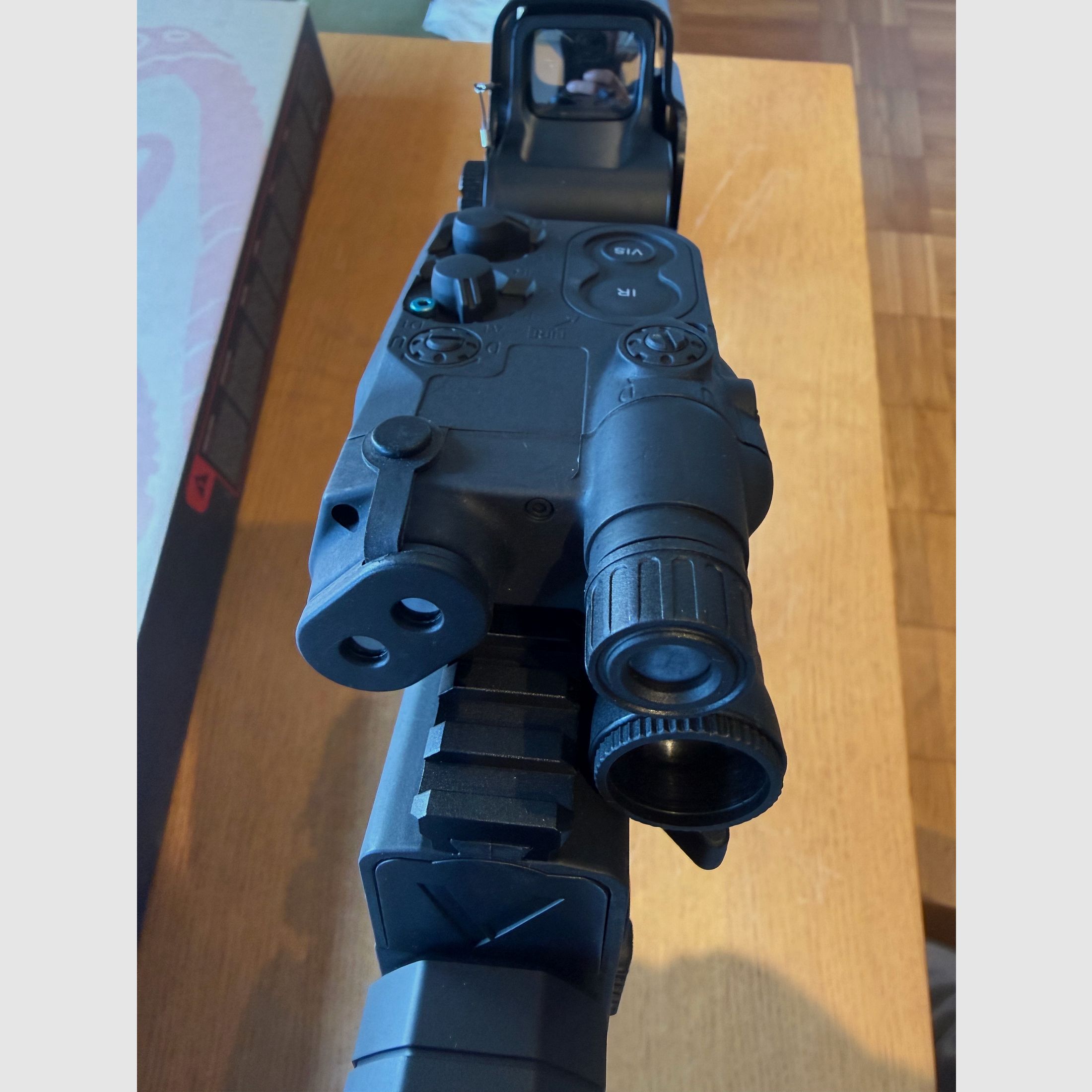 Krytac Kriss Vector Airsoft S-AEG (schwarz) + Ausrüstung