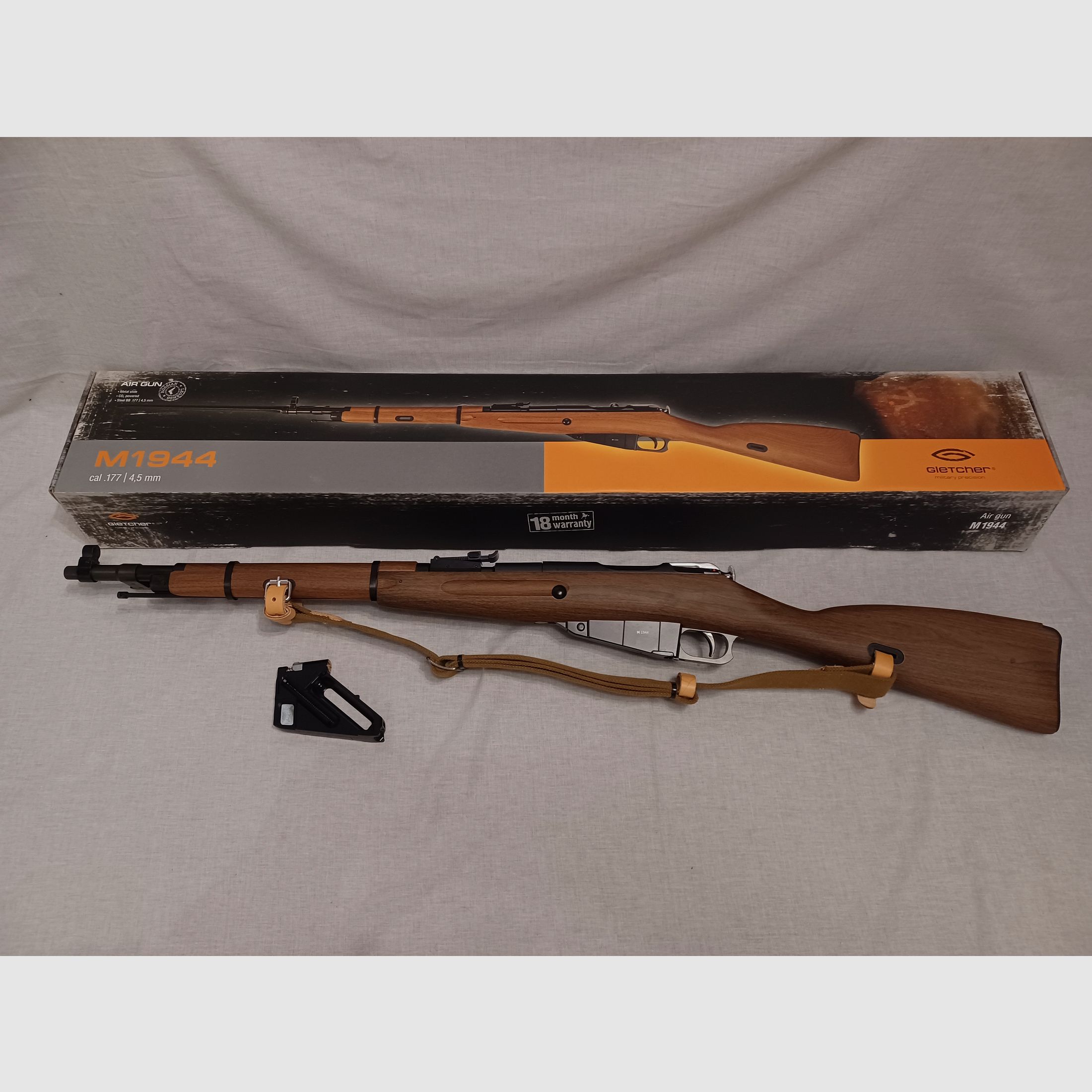 Gletcher M1944 / Holzoptik / 4,5 mm BB / CO2 / Gewehr / Karabiner / OVP (143)