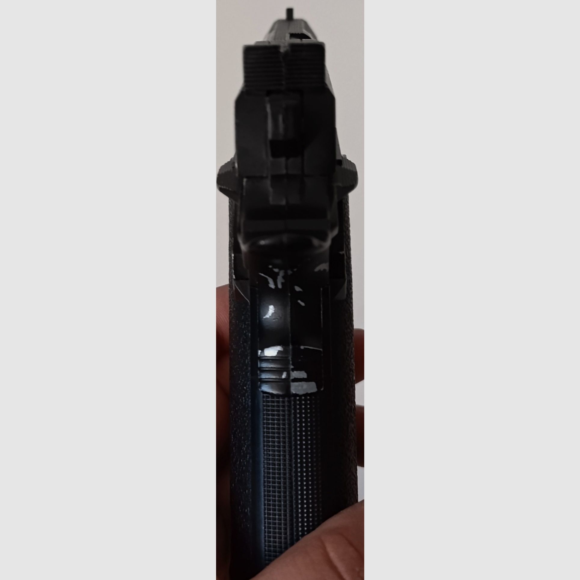 Pistol, airsoft, spring-powered