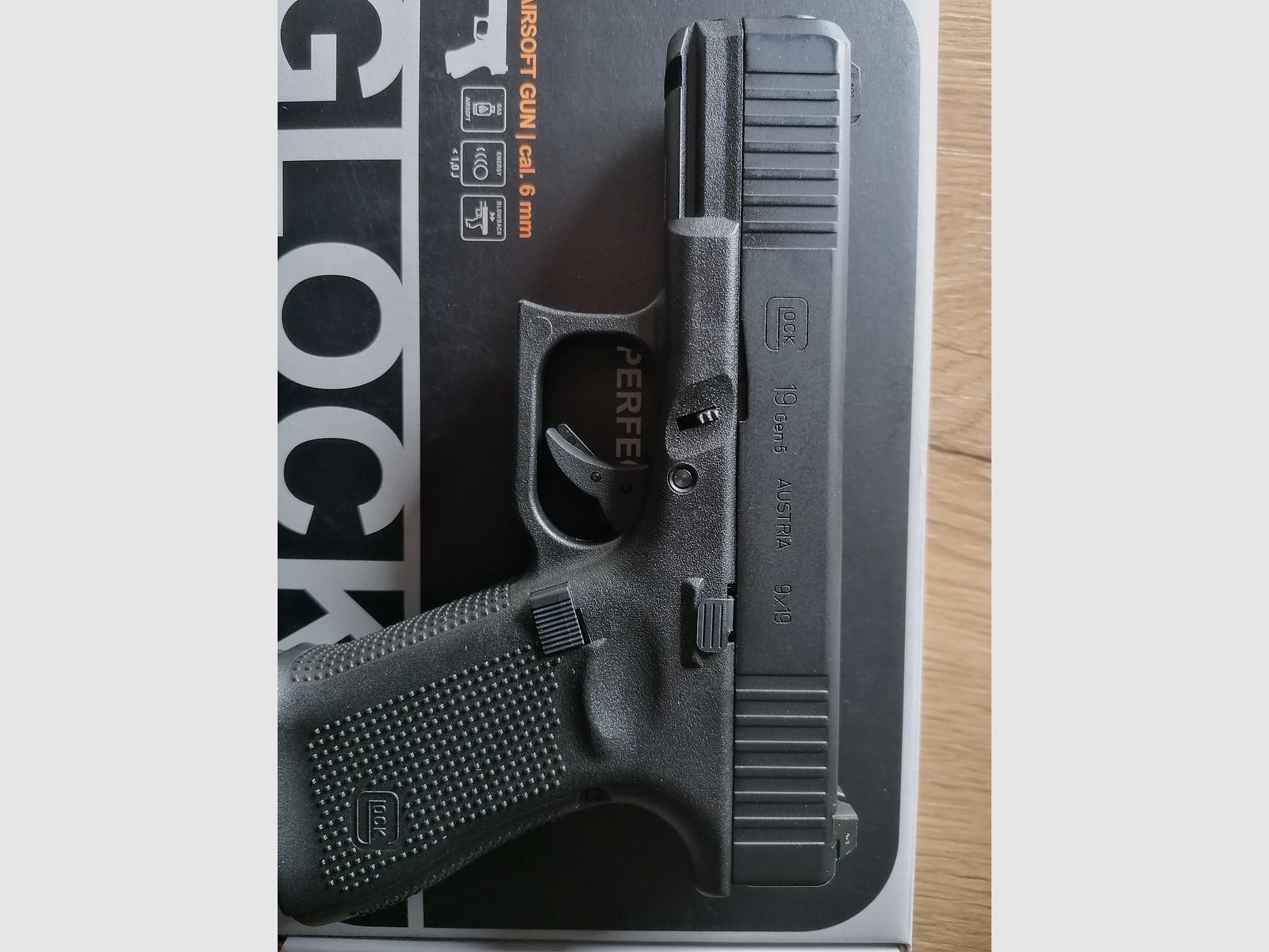 	Glock 19 Gen5 Softair-Pistole Schwarz Kaliber 6 mm BB 19 Schuss Gas Blowback (P18)