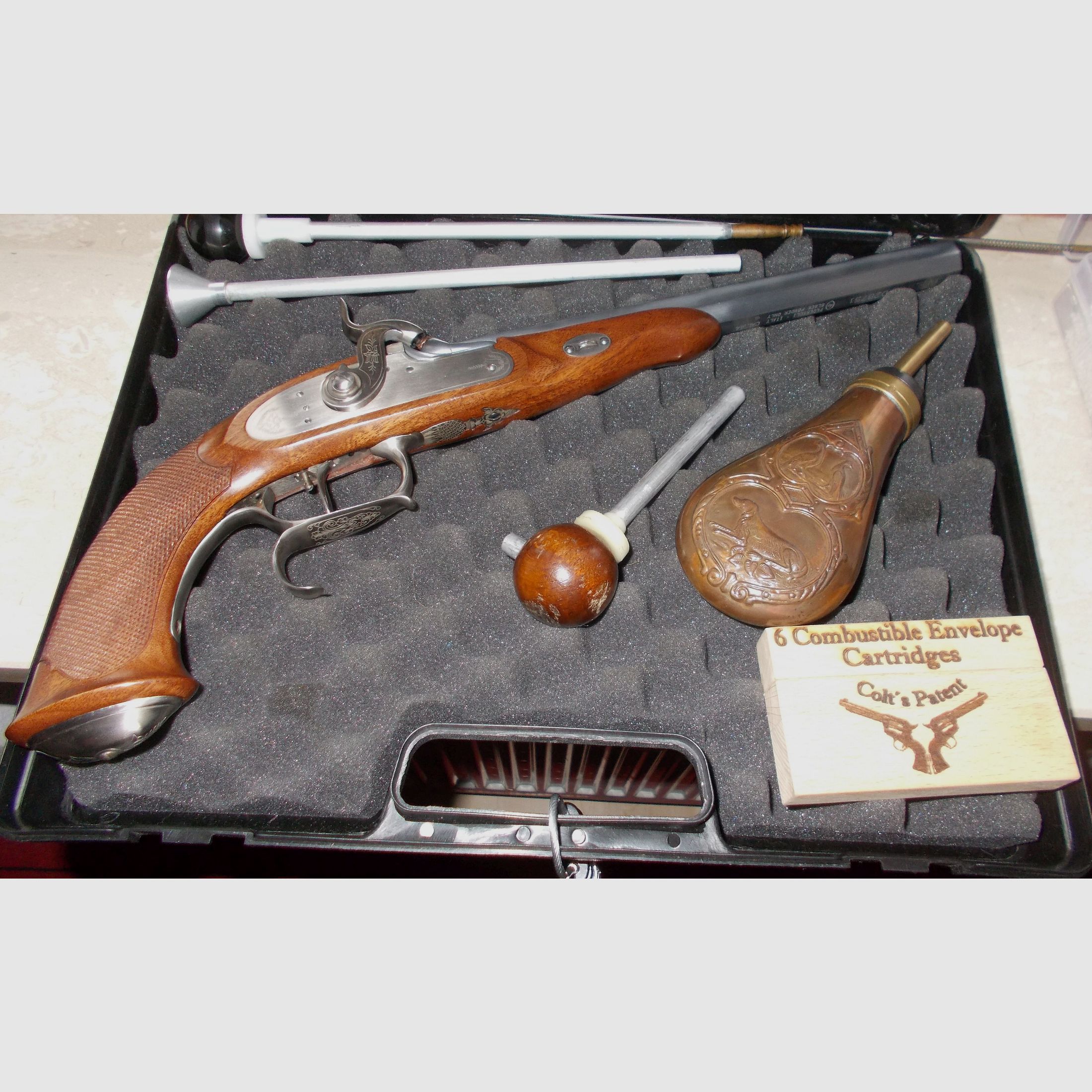 Davide Pedersoli Le Page Perkussion .44 incl Zubehör