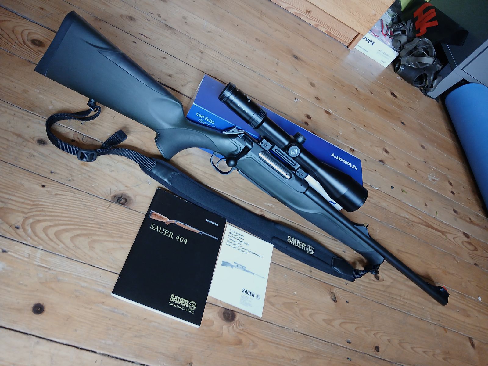 Sauer 404 Classic XT steel system, semi-barrel….