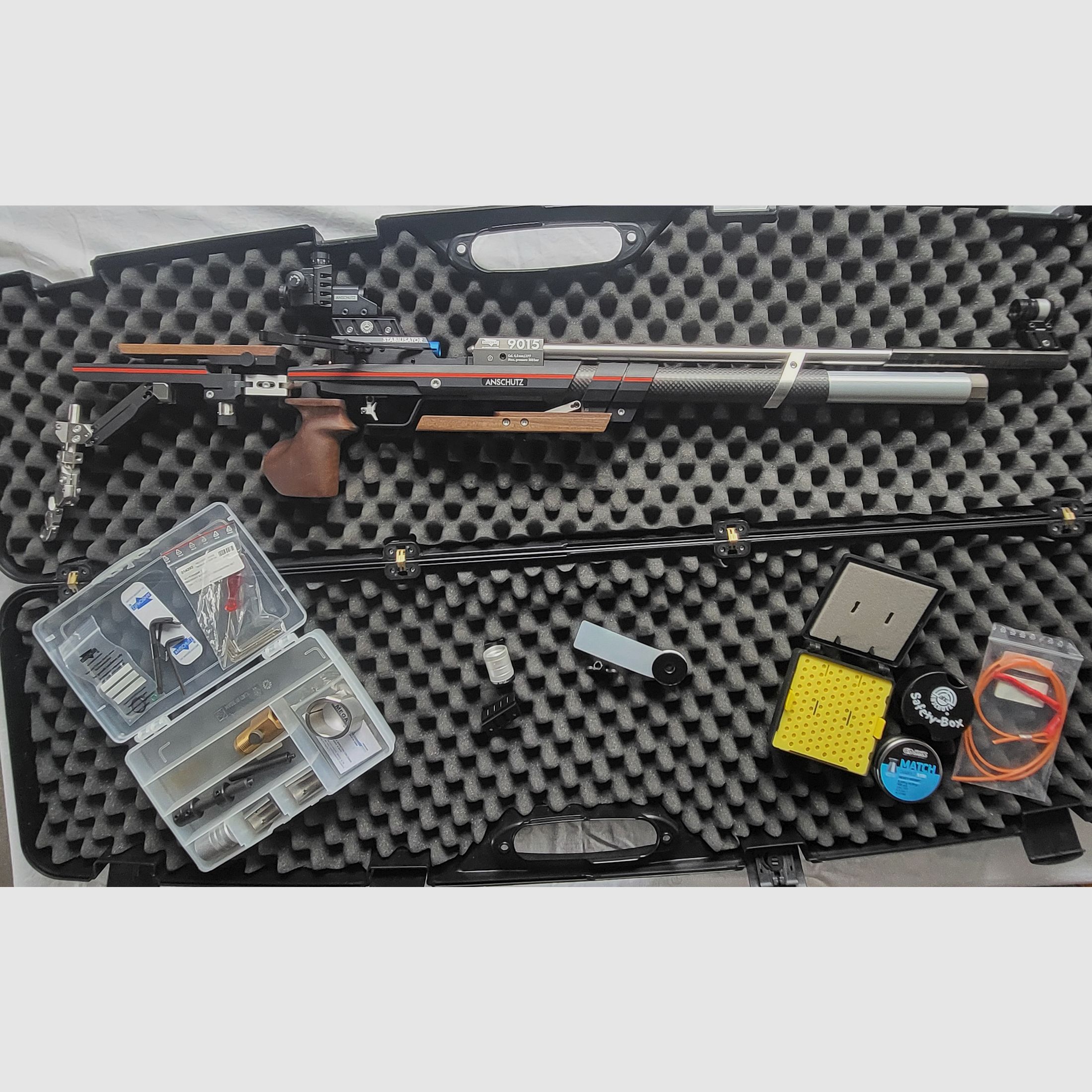 Anschütz 9015 ONE right-handed shooter