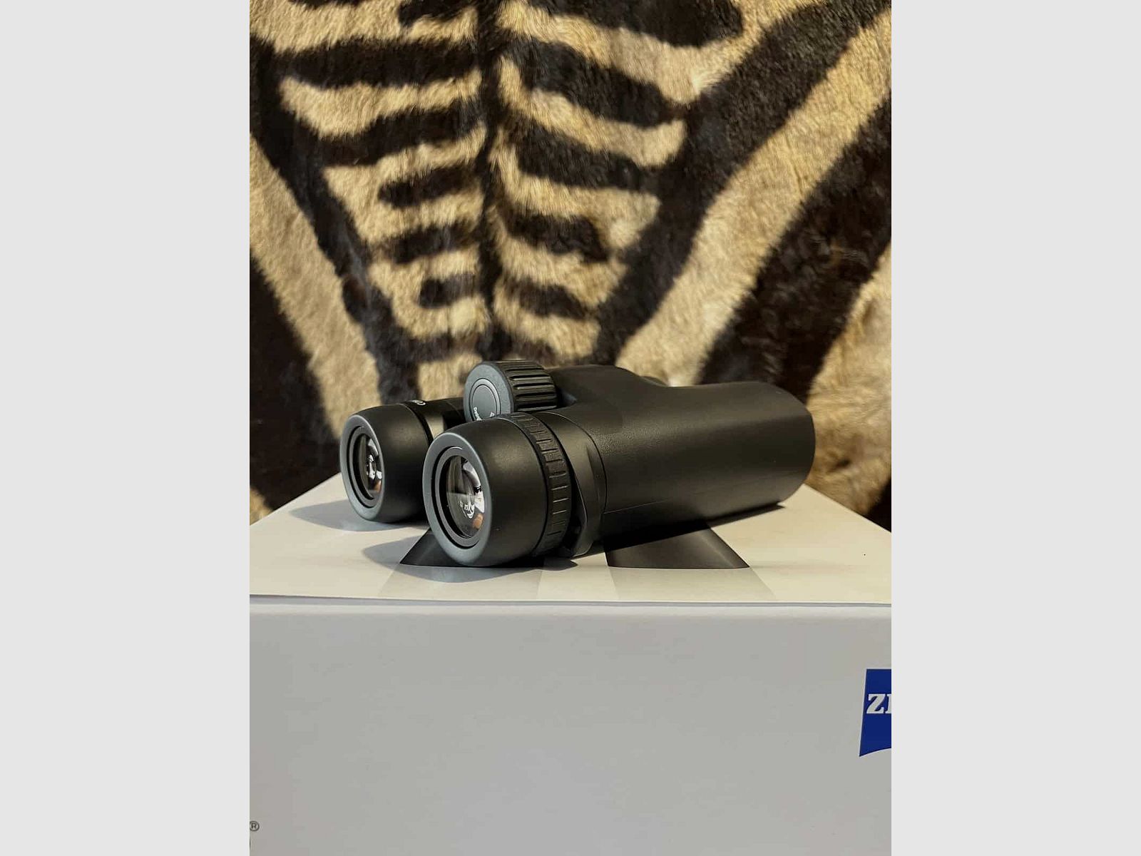 ZEISS Conquest HDX 10X42 Fernglas, Bild 5 von 8