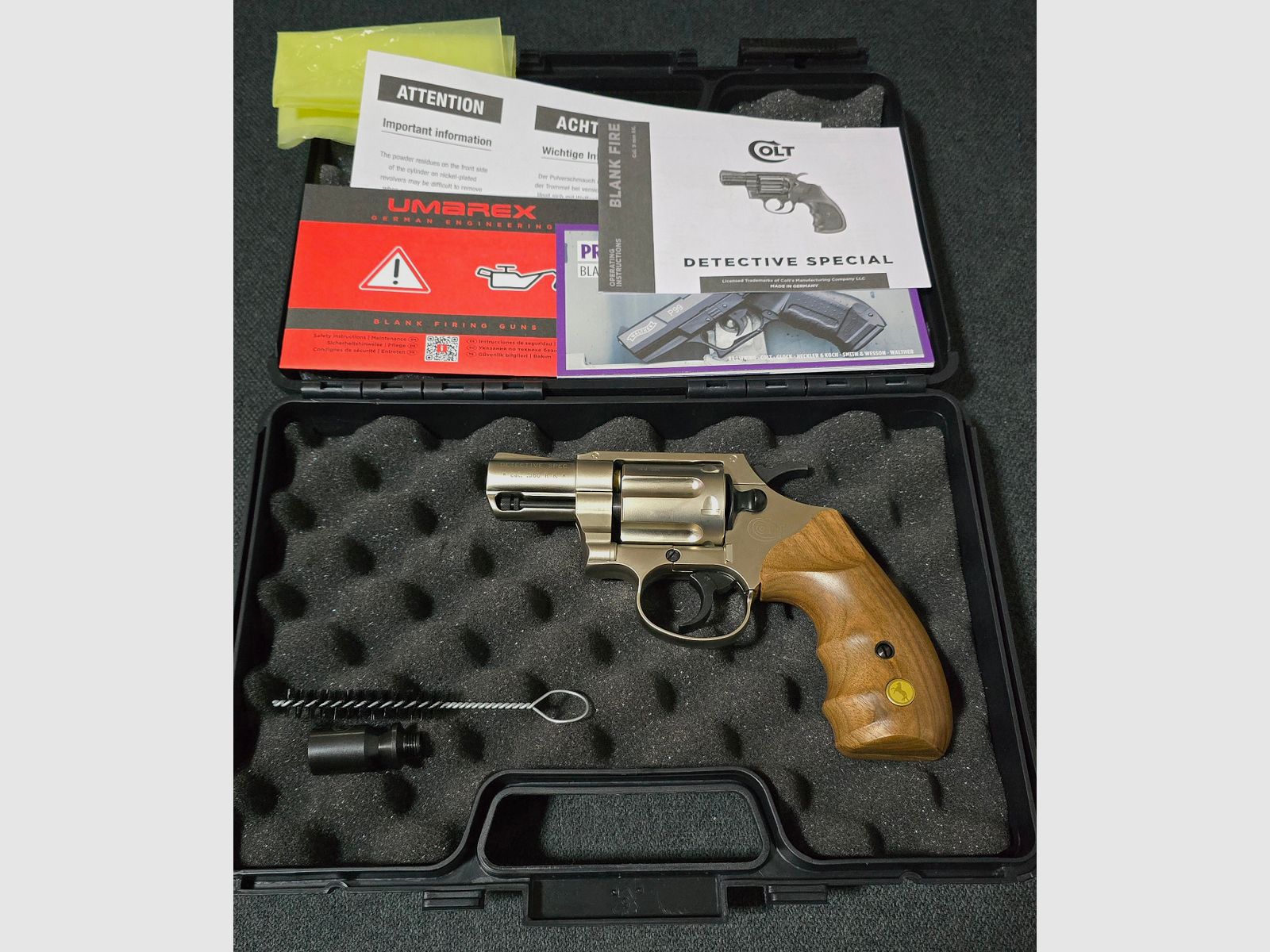 Colt Detective Spec. 9mm RK blank nickel wood