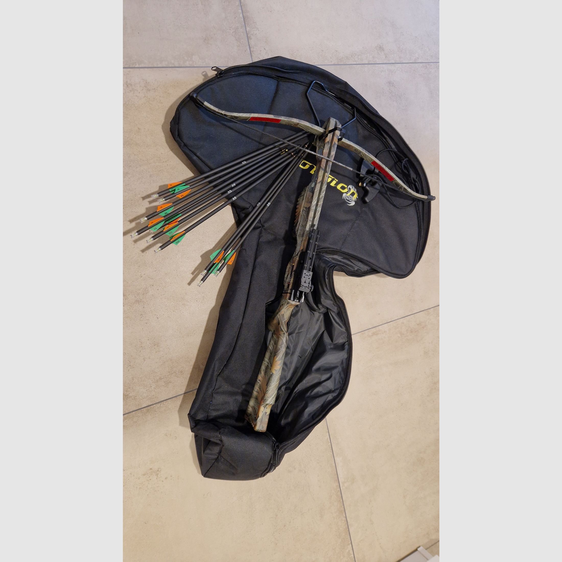 Arbalète EK Archery Jaguar / Jag One 175lbs Camo