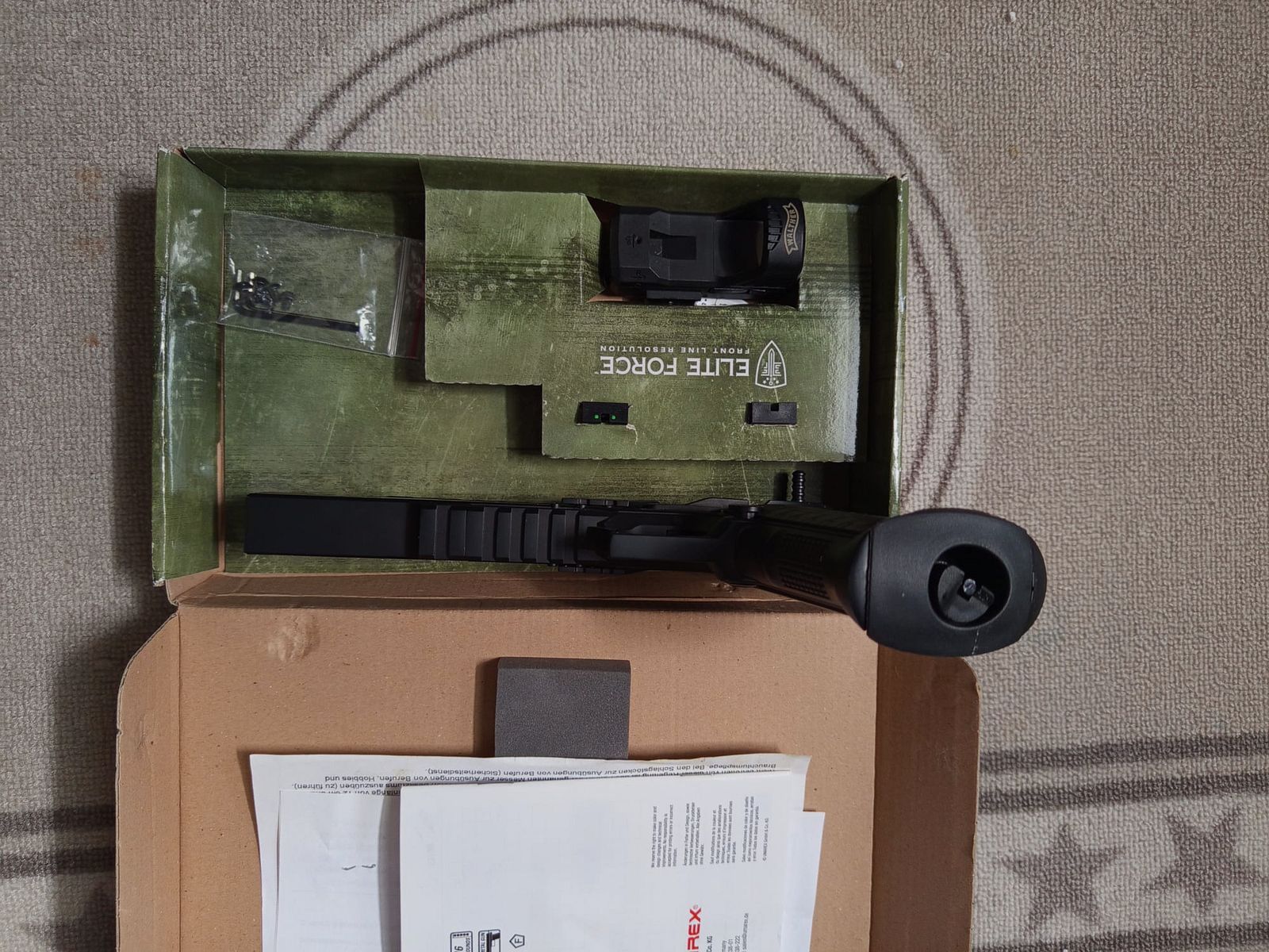 Vente de surplus Elite Force Racegun CO2