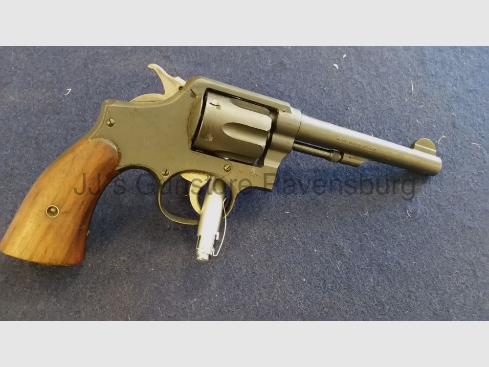 Smith & Wessson	 Military/Police
