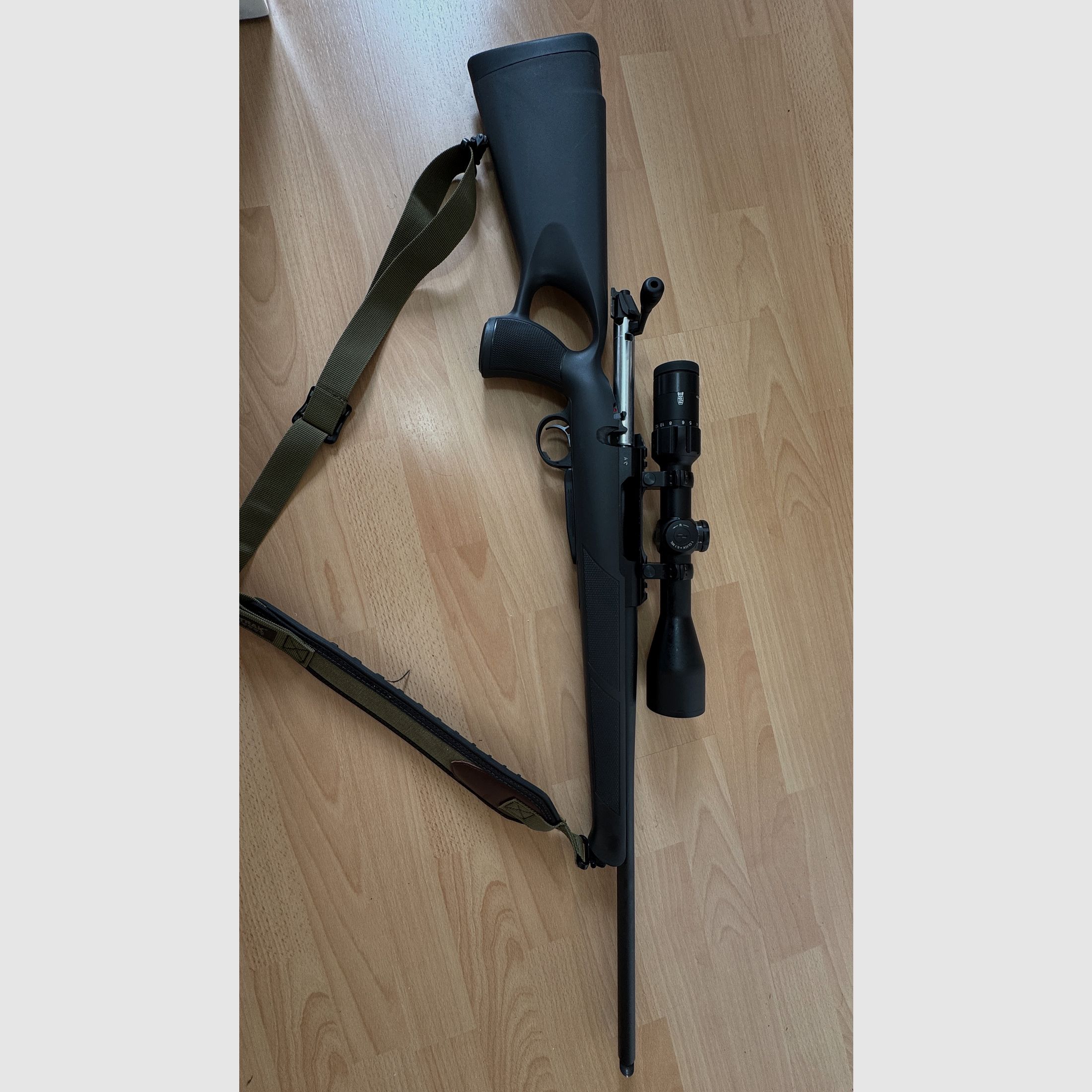 Young hunter complete package Mecury Rover G2 Thumbhole .308
