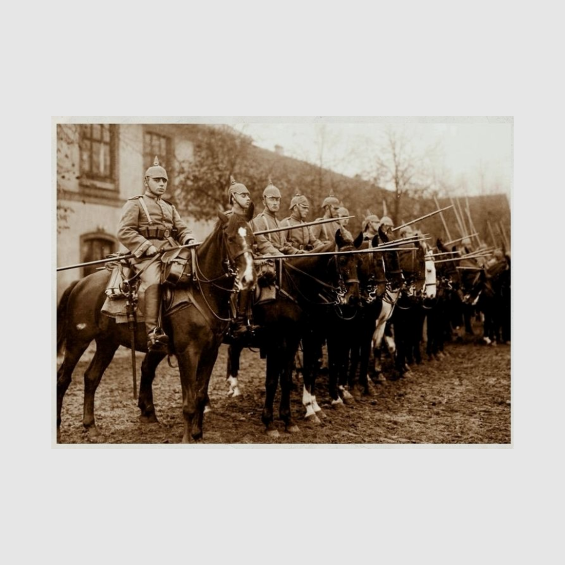 Rare saber KD 1889 – 17th Dragoons of Mecklenburg or 1st Grand Ducal of Mecklenburg Schwerin – Imperial Germany 1889 – 1918 – Circa 1910 – Engraved and blued blade - ABE/ BE+, image 25 of 25