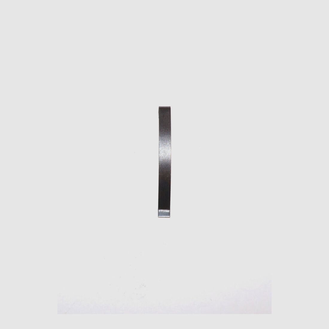 Fabryka broni w Bernie Używana sprężyna zabezpieczająca do szwajcarskiego pistoletu wojskowego Parabellum 1906, kal. 7,65mmPara, W+F P08