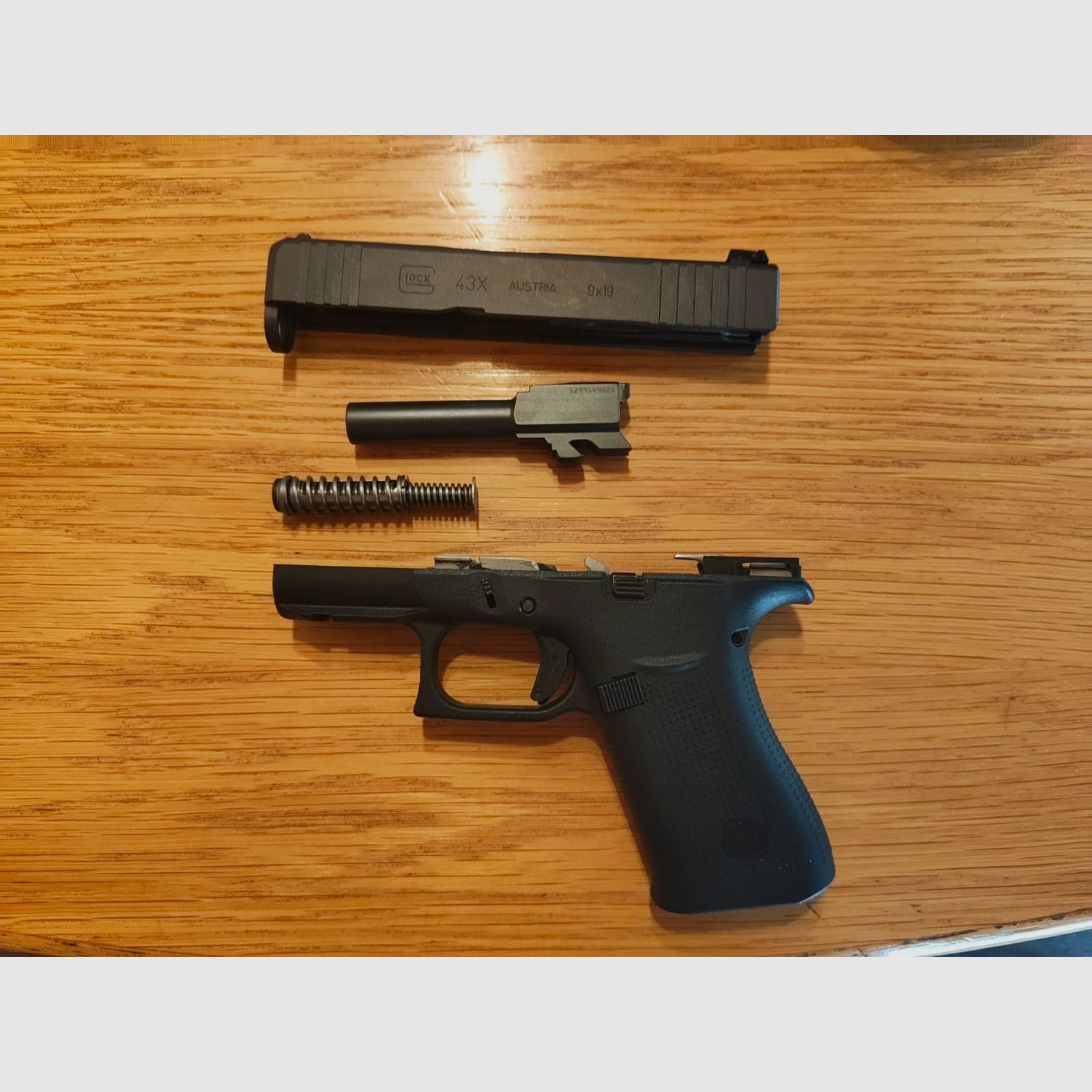 Glock 43X 9x19 mm – Top Zustand, nur ca. 50 Schuss, inkl. Holster & 180 Schuss Norma Safeguard