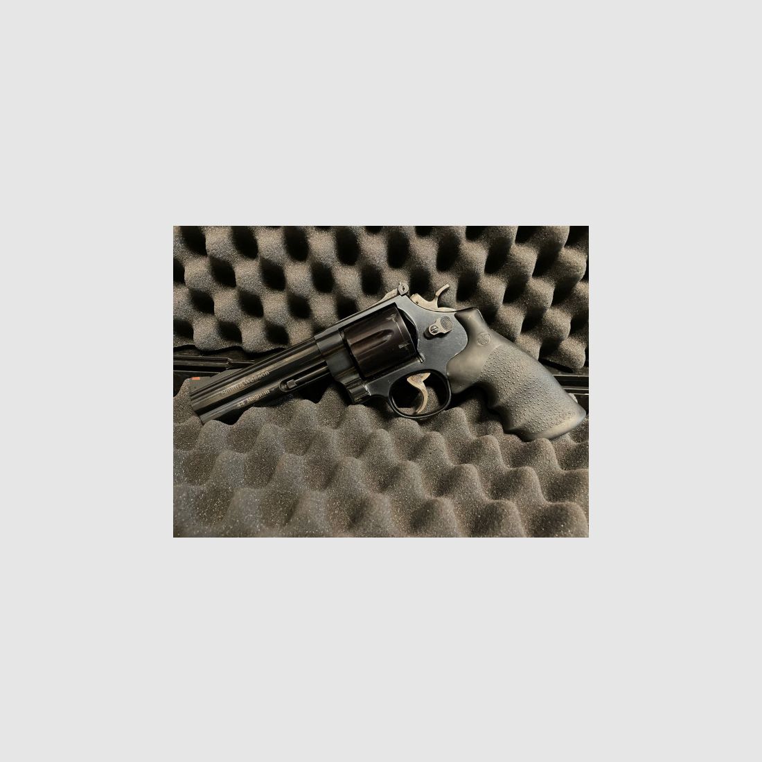 SMITH & WESSON 29 CLASSIC - .44REM.MAG - 5 ZOLL