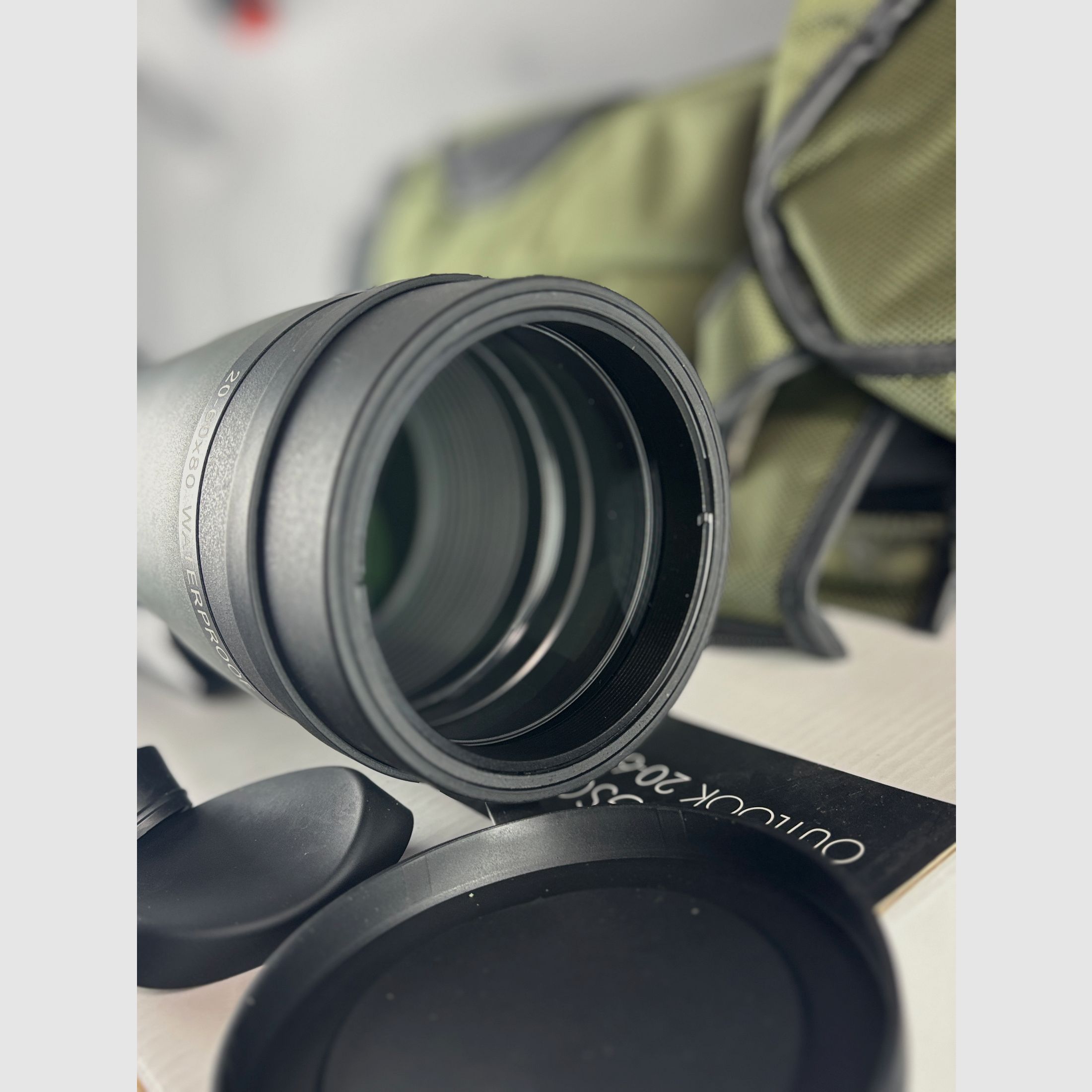 Exhibitor FOCUS Outlook 20-60x80 WP spotting scope with bag 113567-1