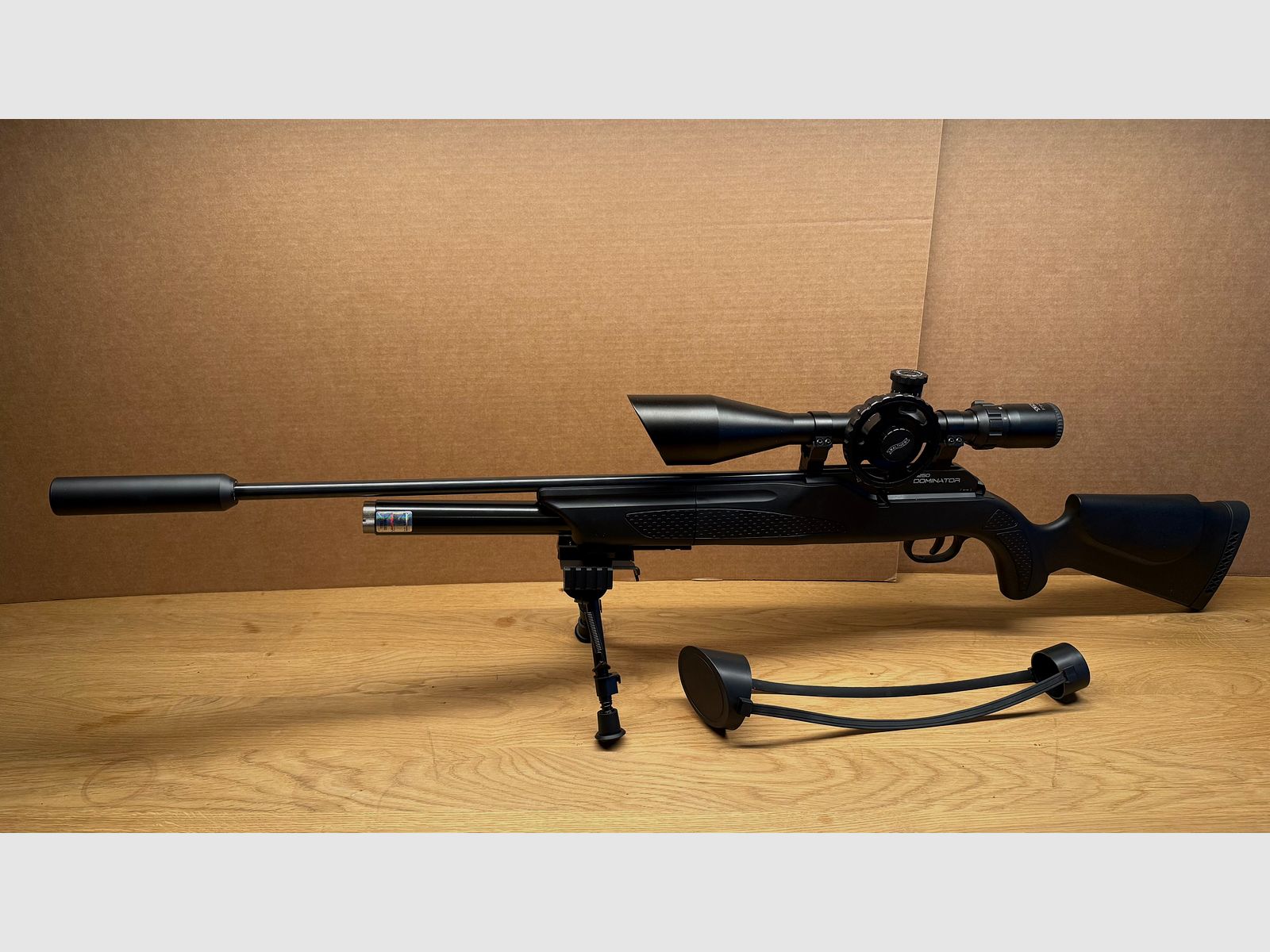 Pressluftgewehr Walther 1250 Dominator FT stock in plastica, scope 8-32x56, suppressor e bipiede calibro 4,5 mm incl. accessori !!!
