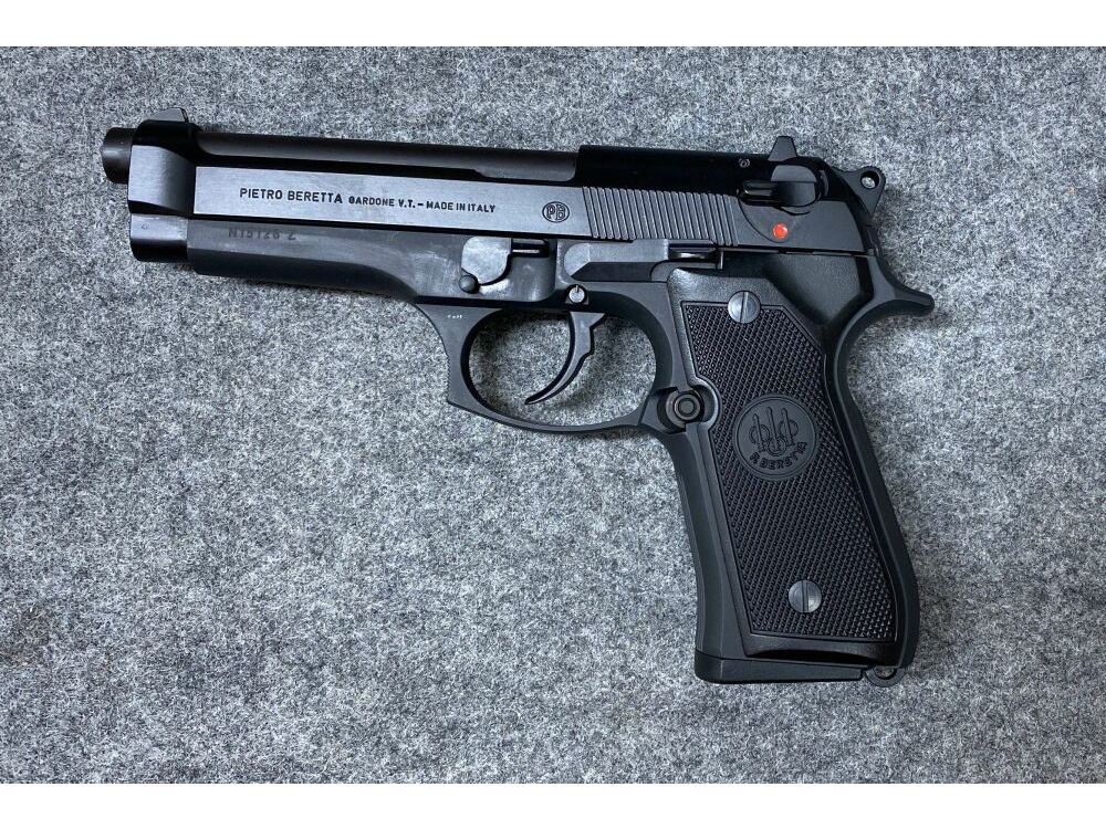 Beretta 92 FS	 9mmLuger