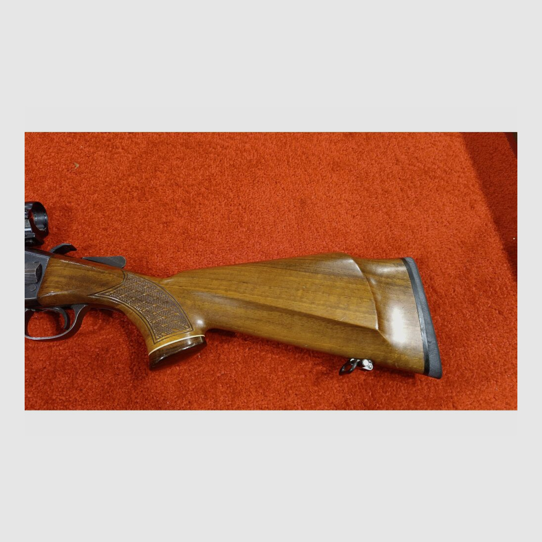 Tikka Mod. M77 5,6x50R Mag;12/70